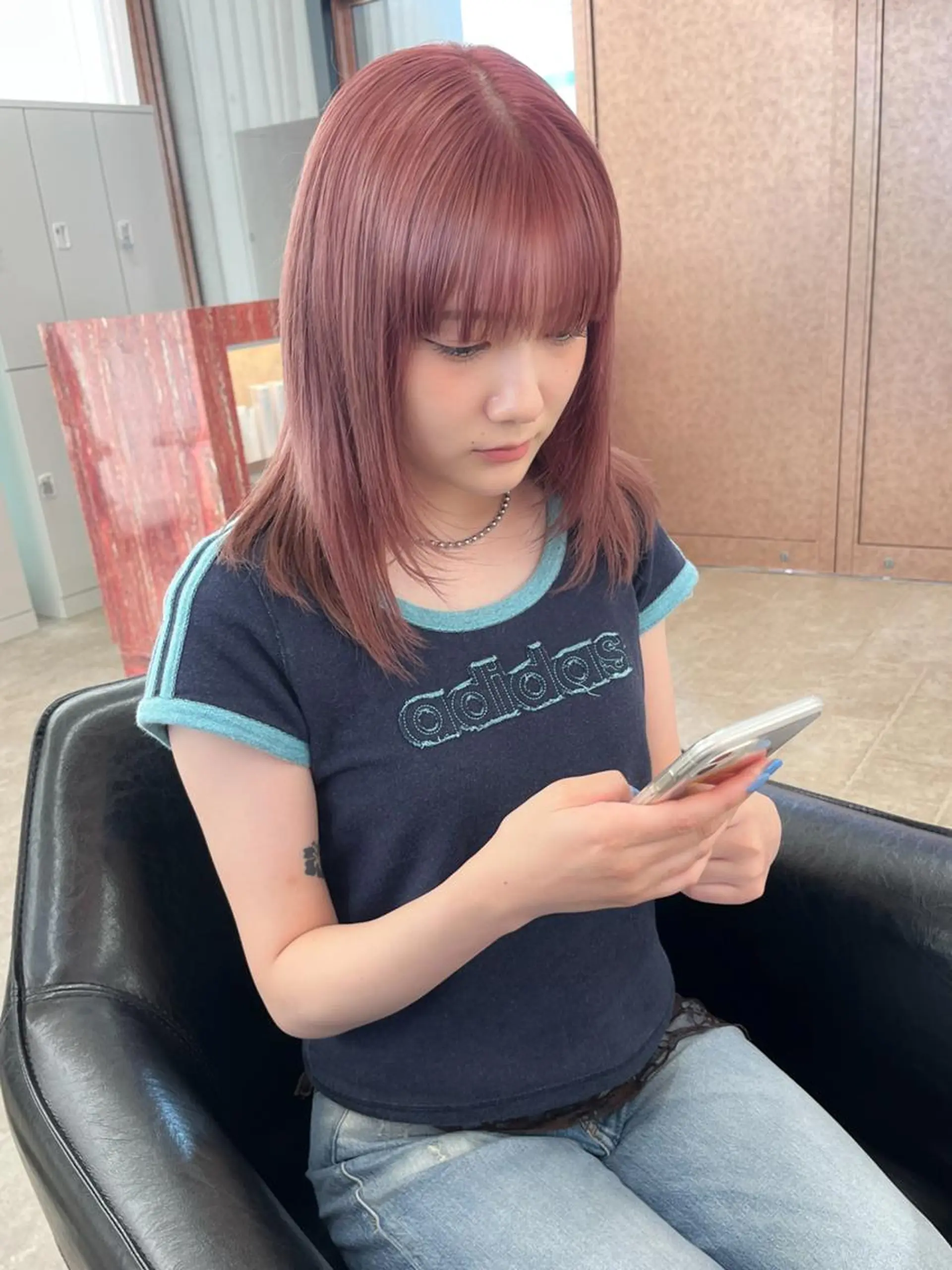 ミディアム カット ヘアカラー トリートメント MATTY yoshika 🐻のヘアスタイル