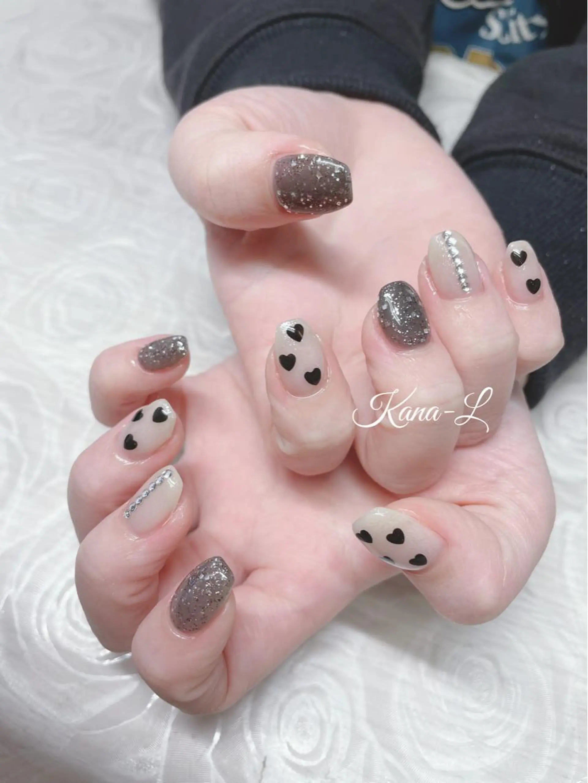 カラー ネイル ハート 芦辺 香奈のネイルデザイン