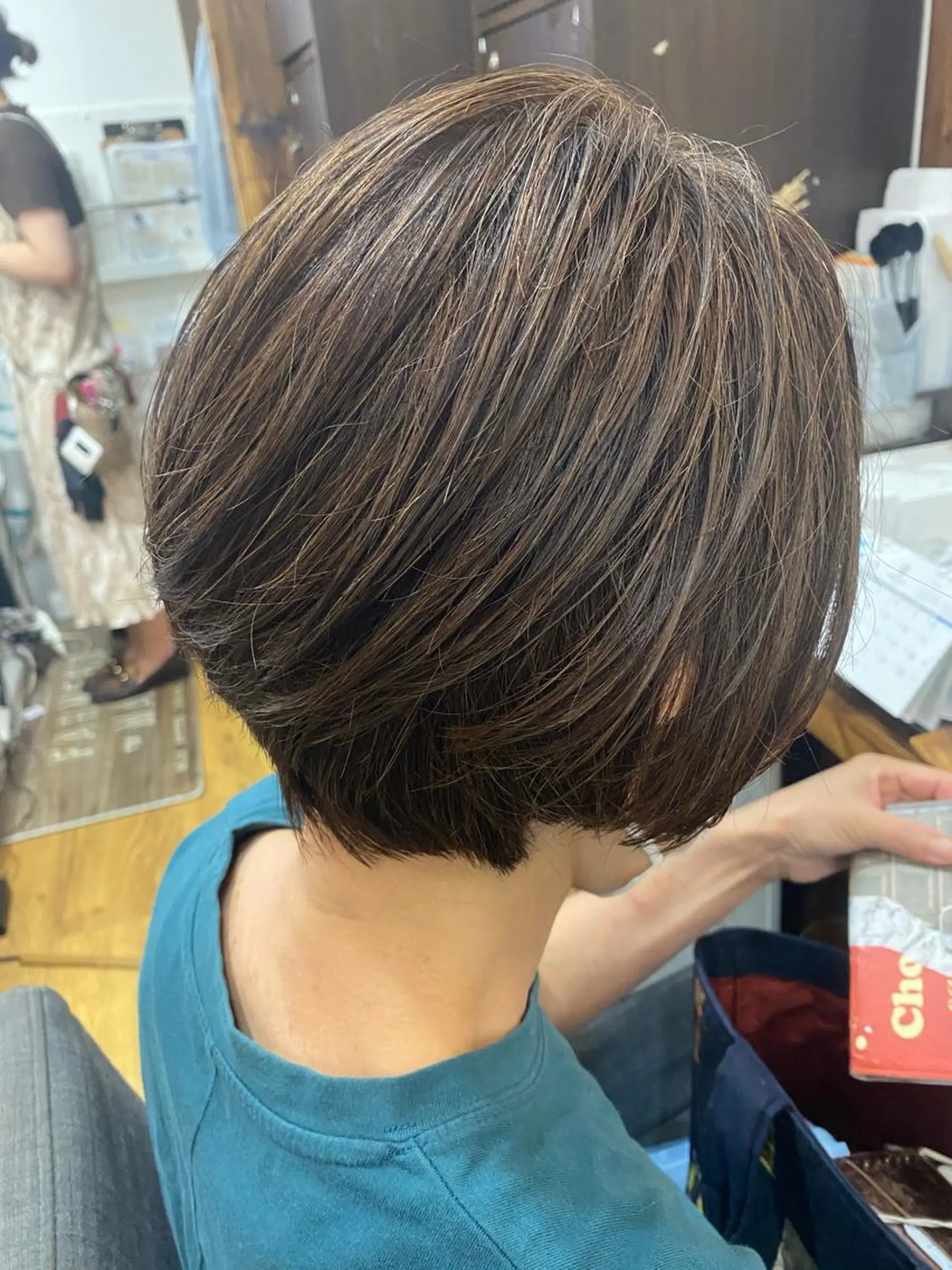 ショート カラー ショートボブ ハイライトカラー ボブ ハイライト ショートヘア 若林 亜季のヘアスタイル