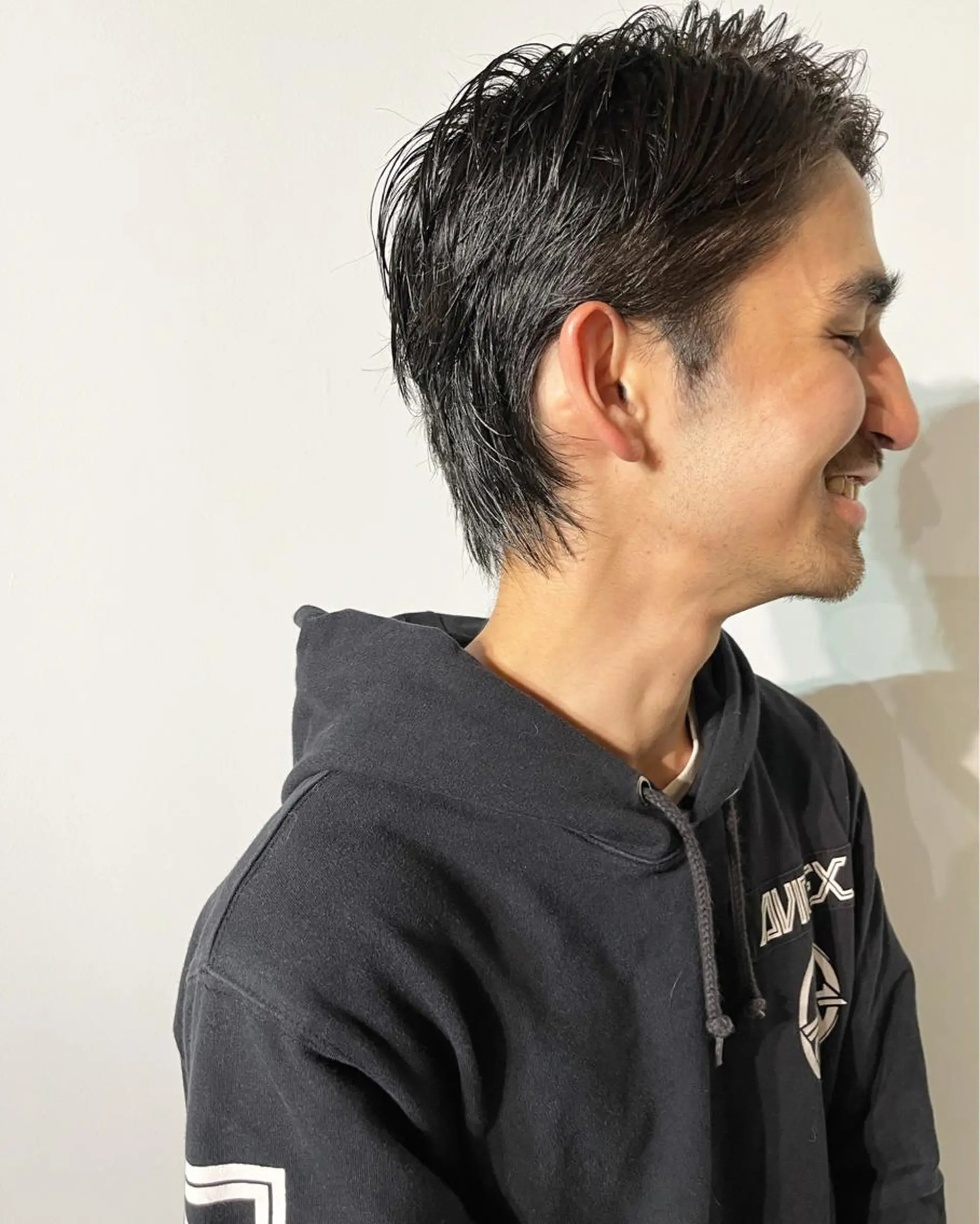 ショート メンズ メンズブリーチ コンマヘア フェードカット メンズハイライト カルマパーマ カット トリートメント 🔹YUTA🔹 メンズパーマのヘアスタイル