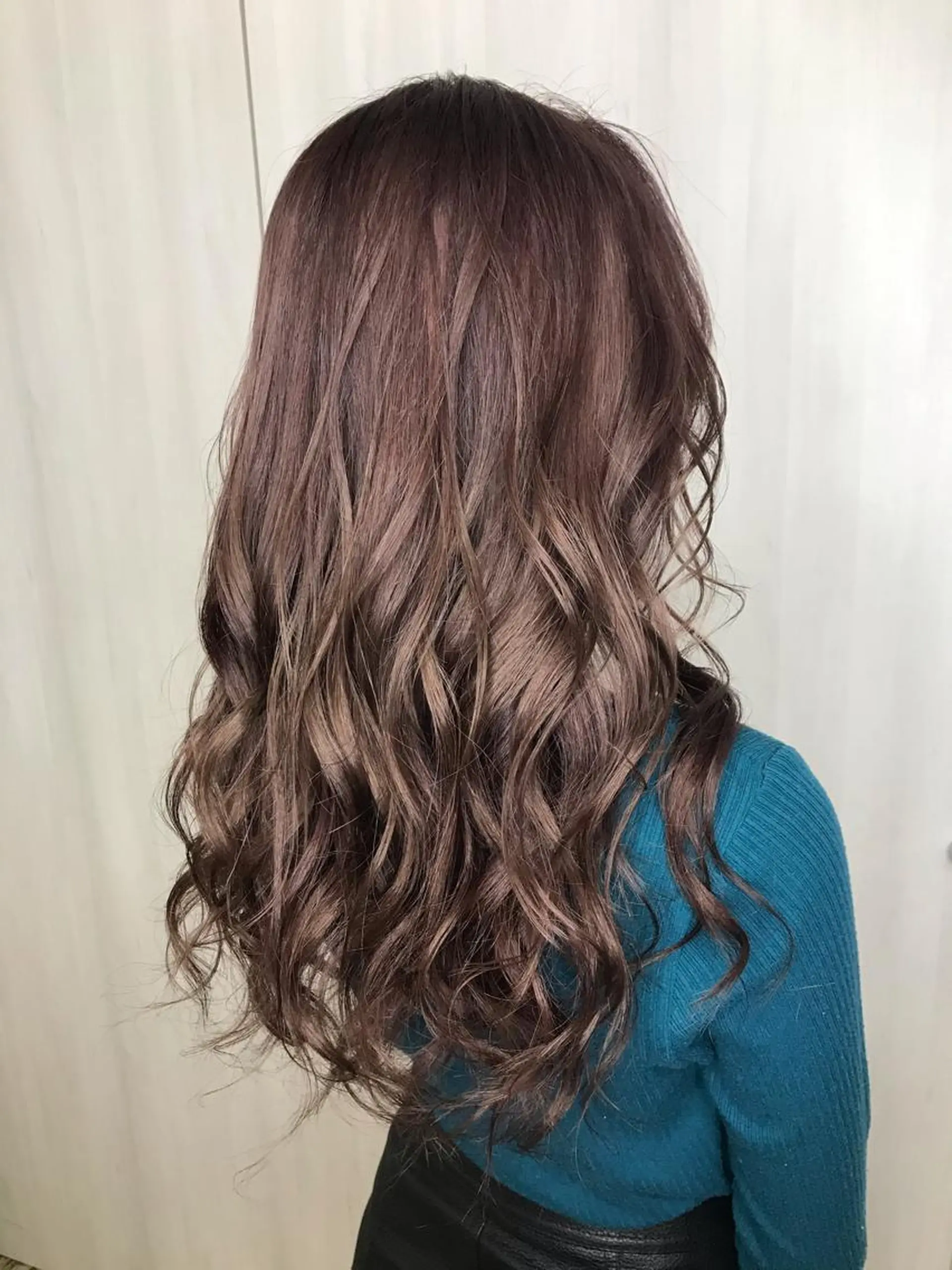 ロング カラー ヘアアレンジ ブラウンカラー ピンクカラー ピンクブラウン カット ヘアカラー replica上大岡所属・松井 敬太郎のヘアスタイル