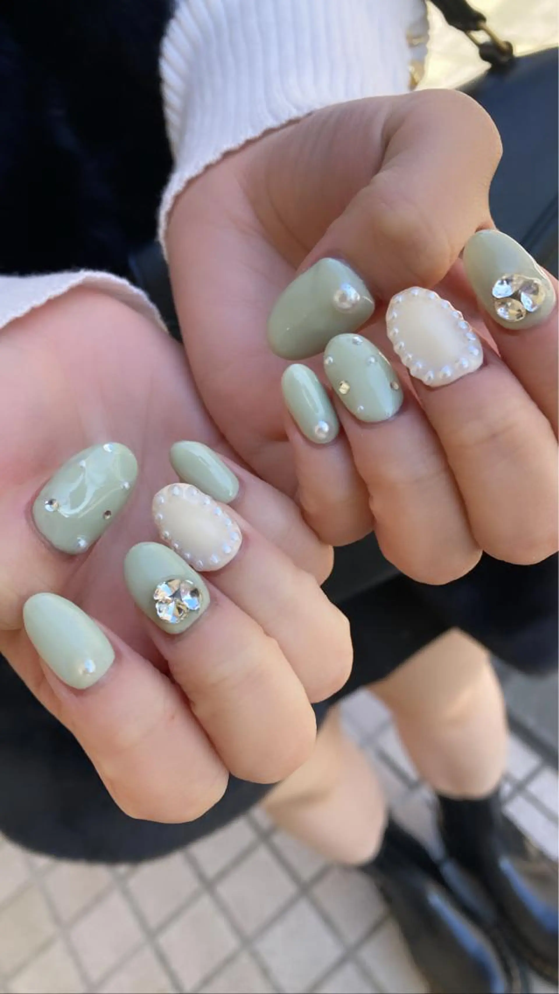 ネイル nailsalon　hue所属・小山 羽奈のネイルデザイン