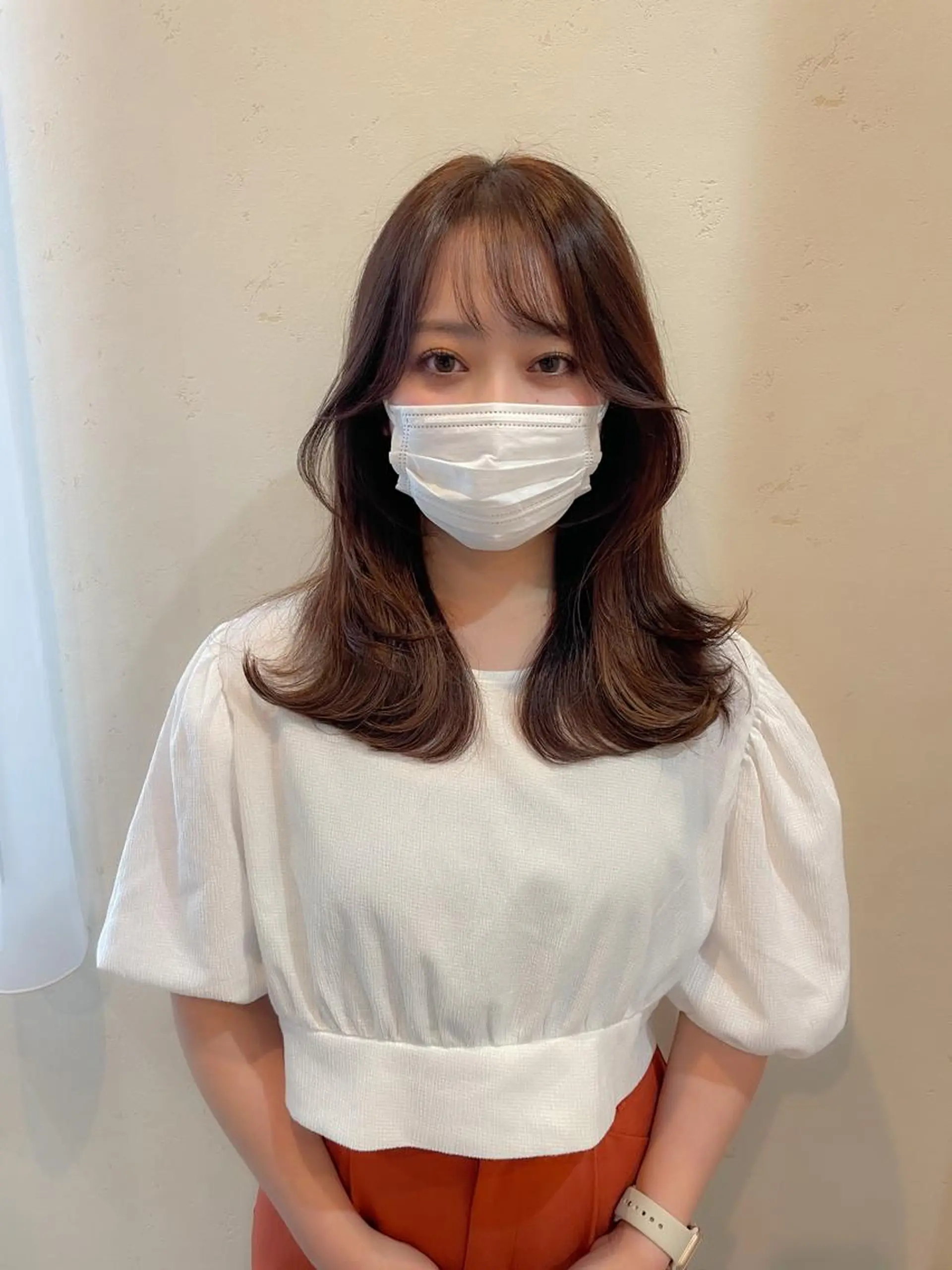 ミディアム カット ヘアカラー トリートメント 🌹ハッシュカット、 レイヤー韓国ヘア🌹のヘアスタイル