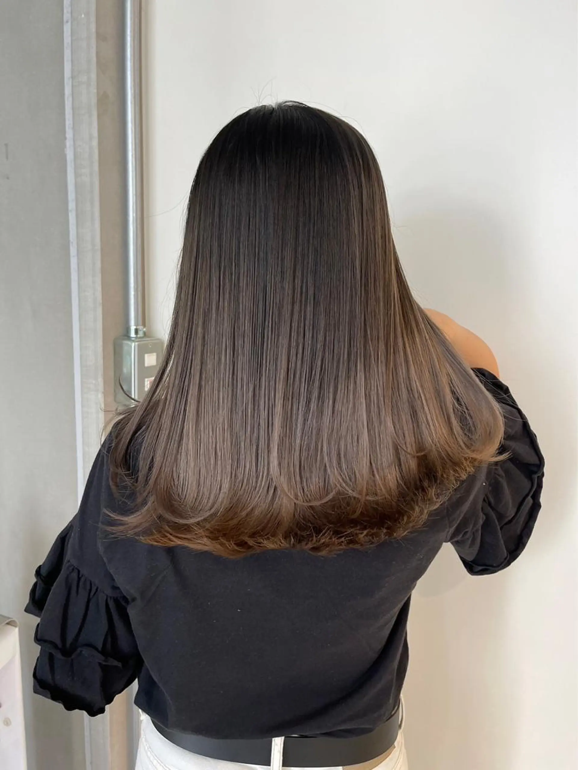 ロング カラー ヘアアレンジ カット ヘアカラー トリートメント 韓国風レイヤー💫 minamiのヘアスタイル