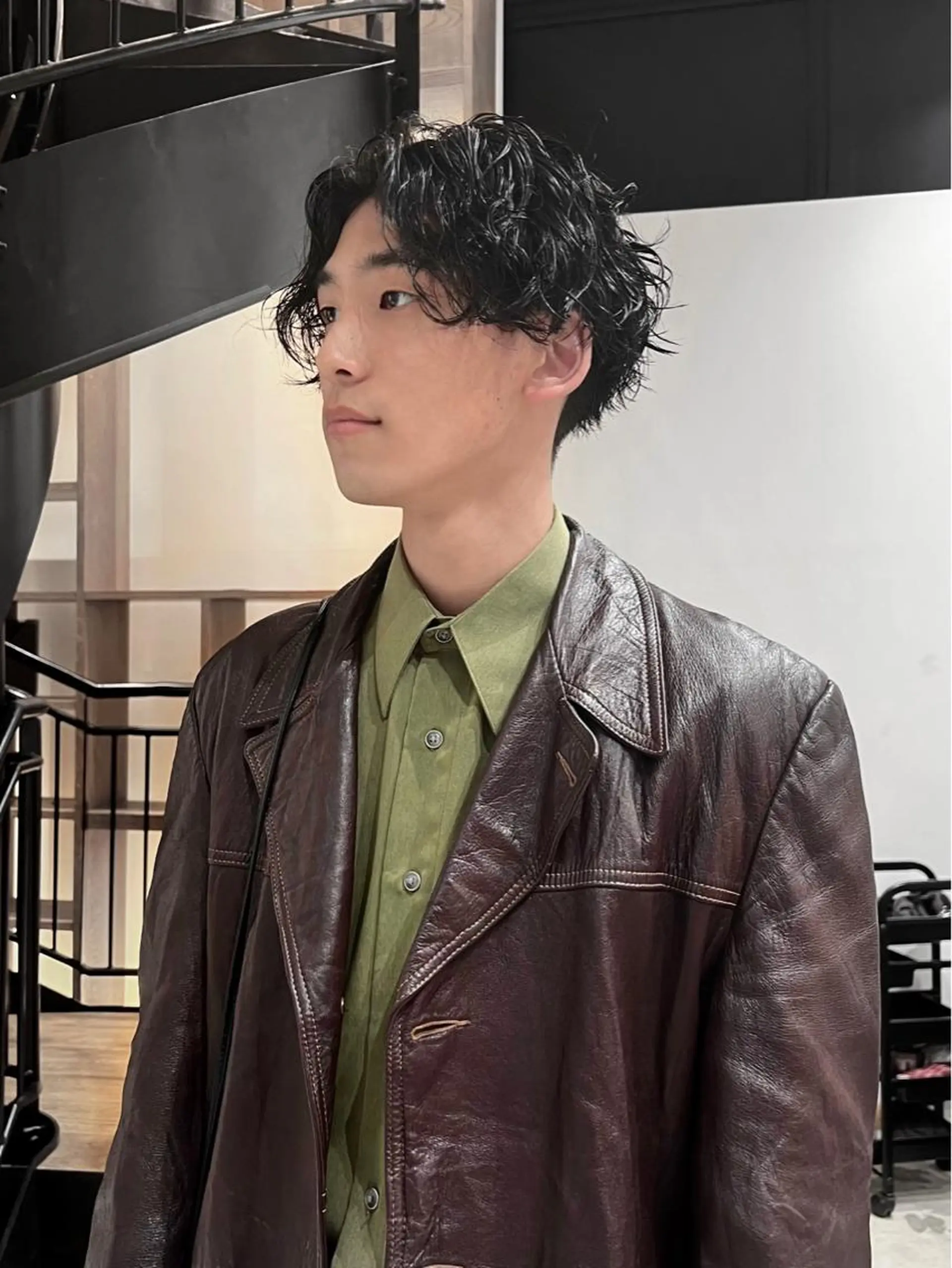 パーマ メンズ メンズパーマ ツイストスパイラルパーマ スパイラルパーマ カット パーマ Qin shaire salon 原宿verno店所属・【センターパート】 ETO／江藤翼の眉毛・アイブロウイメージ