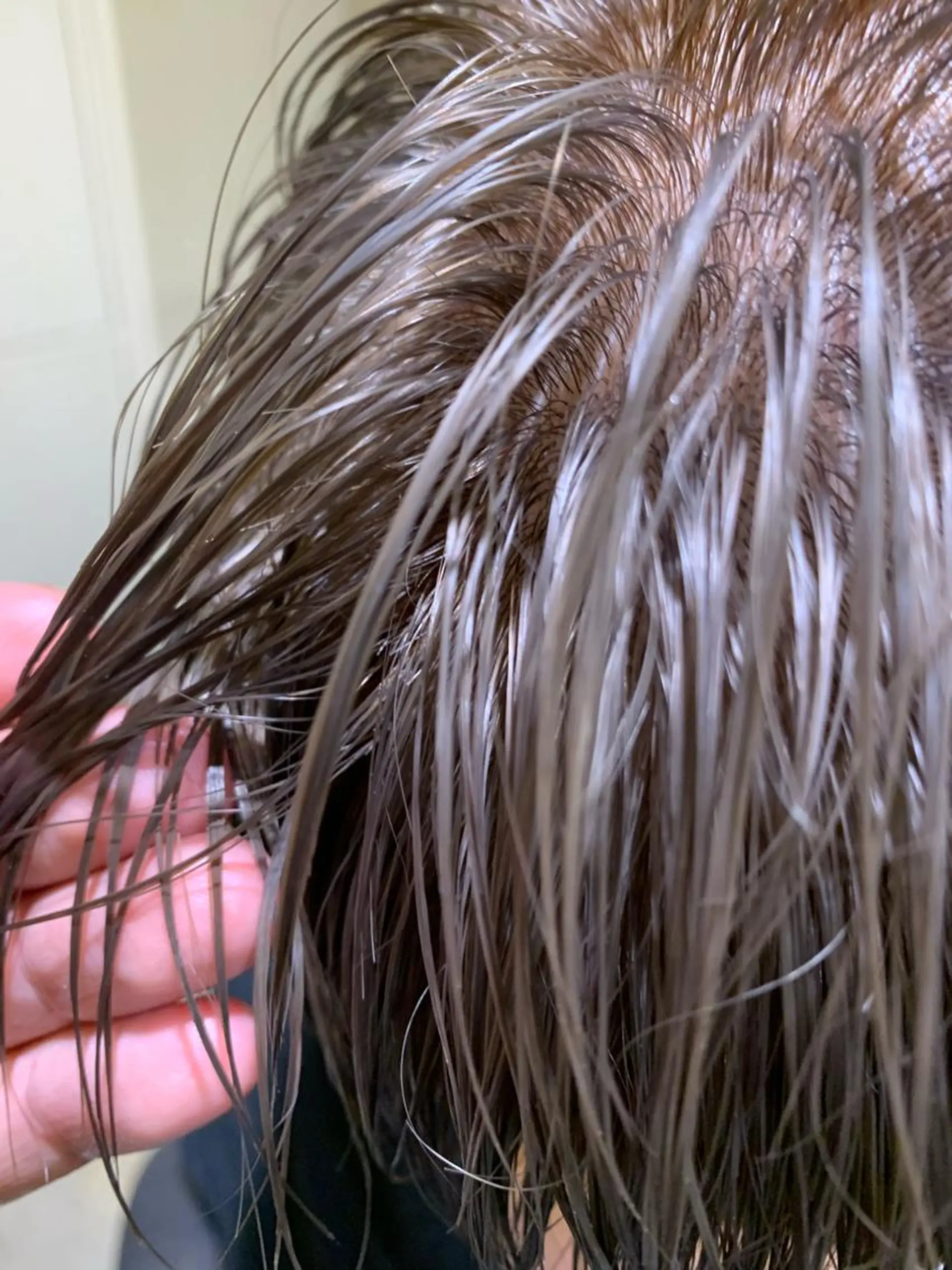 ショート カラー パーマ ヘアアレンジ メンズ メンズハイトーン グレージュ ハイトーンカラー ミルクティーグレージュ カット ヘアカラー トリートメント Sia中野新橋 『JUNYA』のヘアスタイル