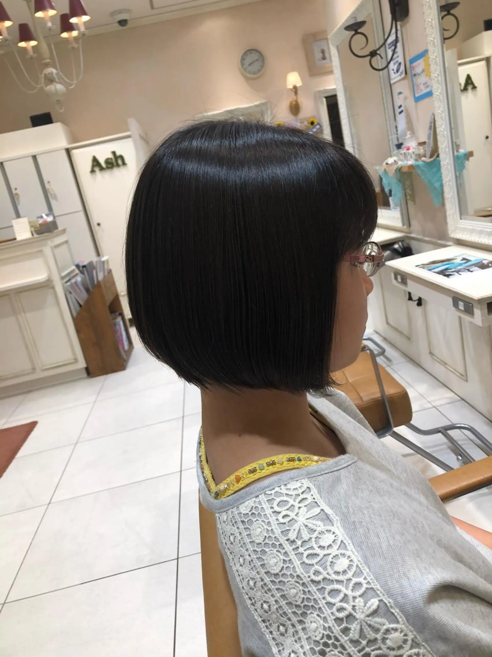 ショート パーマ カット 縮毛矯正 トリートメント ツヤ髪カラー💎 佐藤あきのヘアスタイル