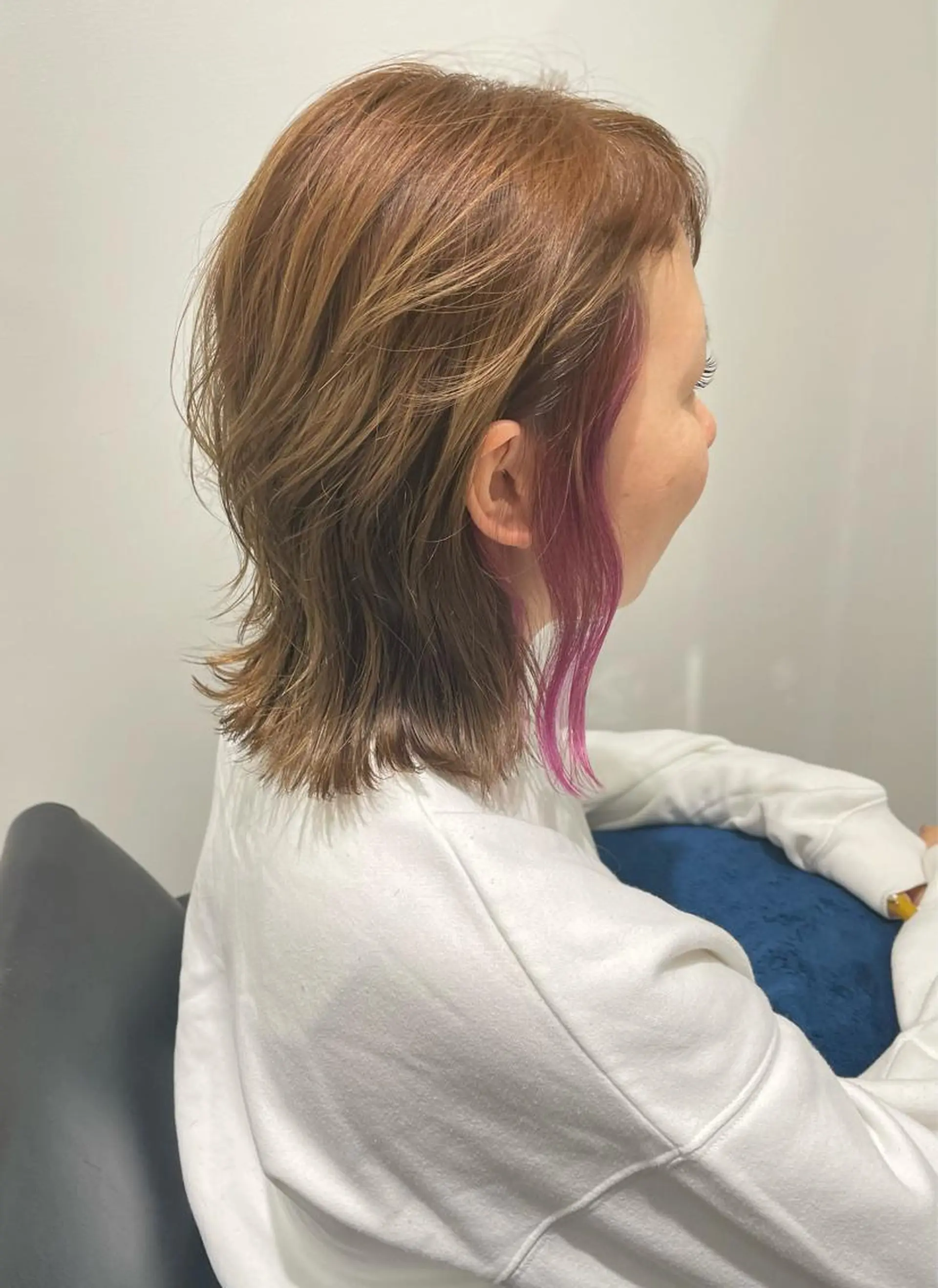 ミディアム カラー イヤリングカラー ピンクカラー 【半個室サロン】 山本 崇仁のヘアスタイル