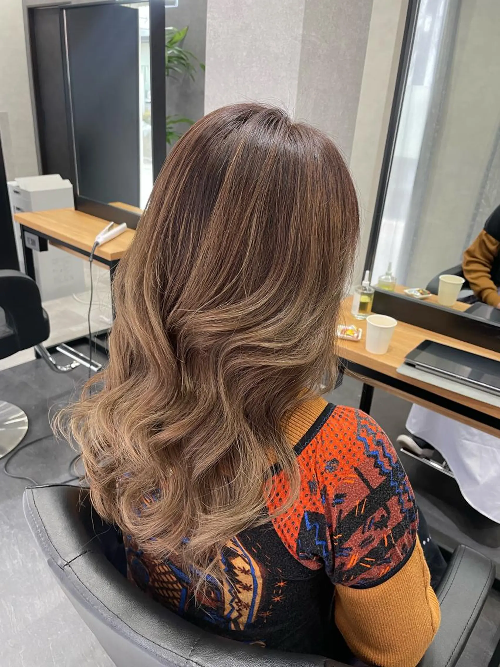 セミロング カラー ヘアカラー トリートメント THE2ND 大竹 瞳のヘアスタイル