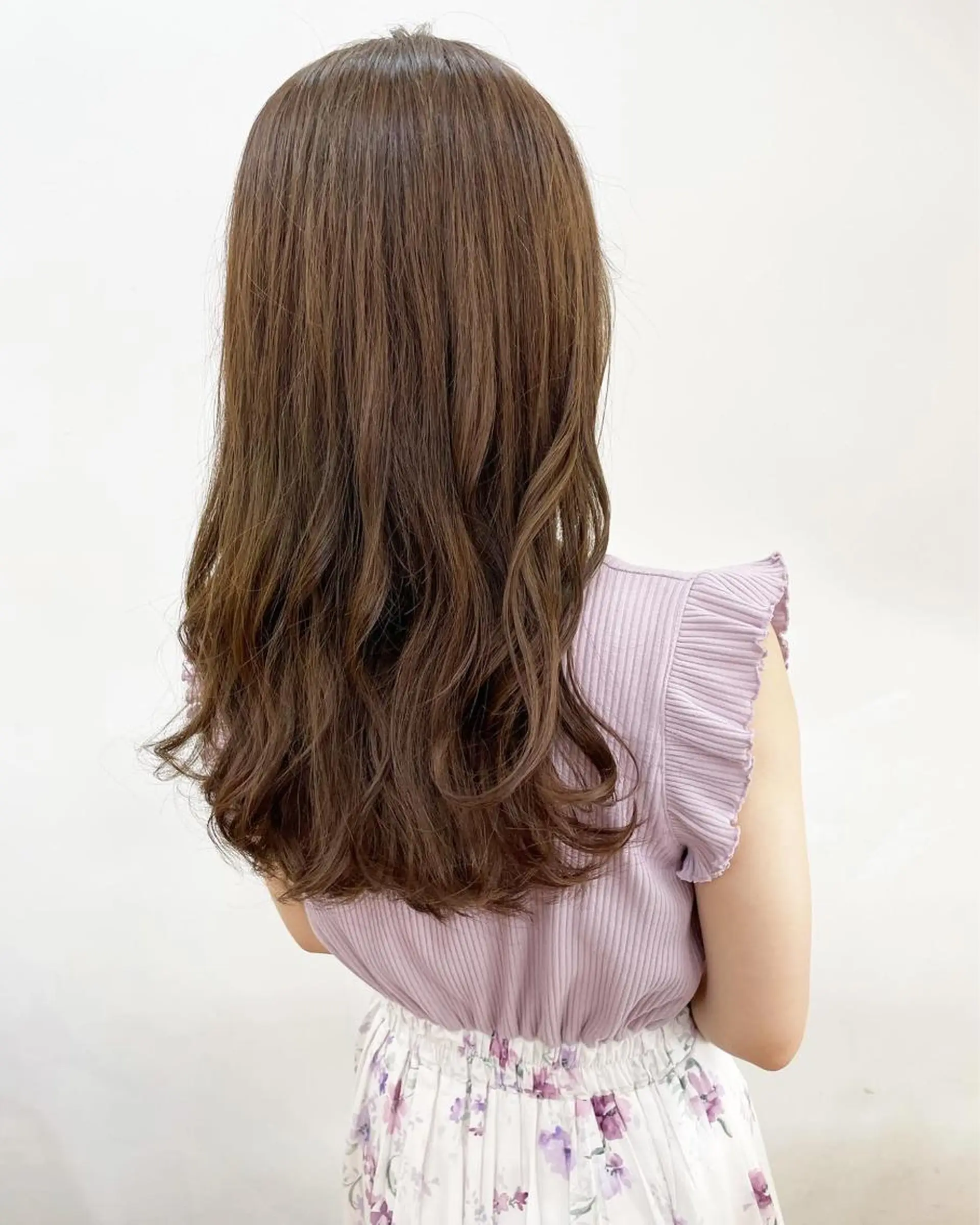 ロング カラー あずまぐち めぐみのヘアスタイル