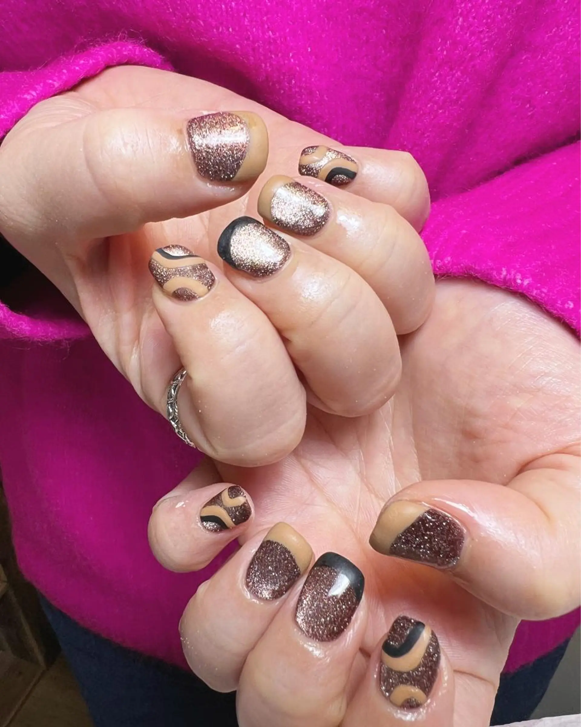 ネイル ハンドネイル 渡邊 亜貴のネイルデザイン