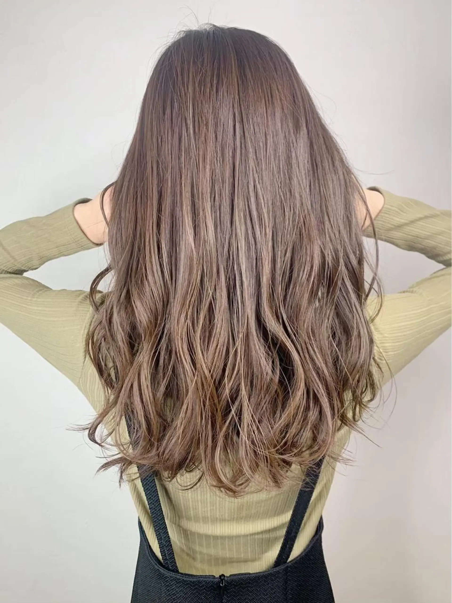 ミディアム カラー パーマ ヘアアレンジ _WHITE 静岡店のヘアスタイル