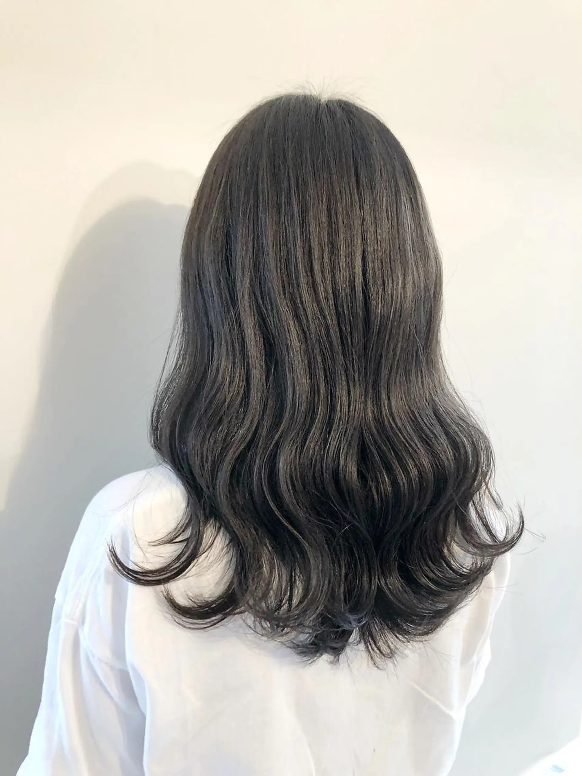 セミロング カラー パーマ ヘアアレンジ メンズパーマの巨匠 鈴木純のヘアスタイル