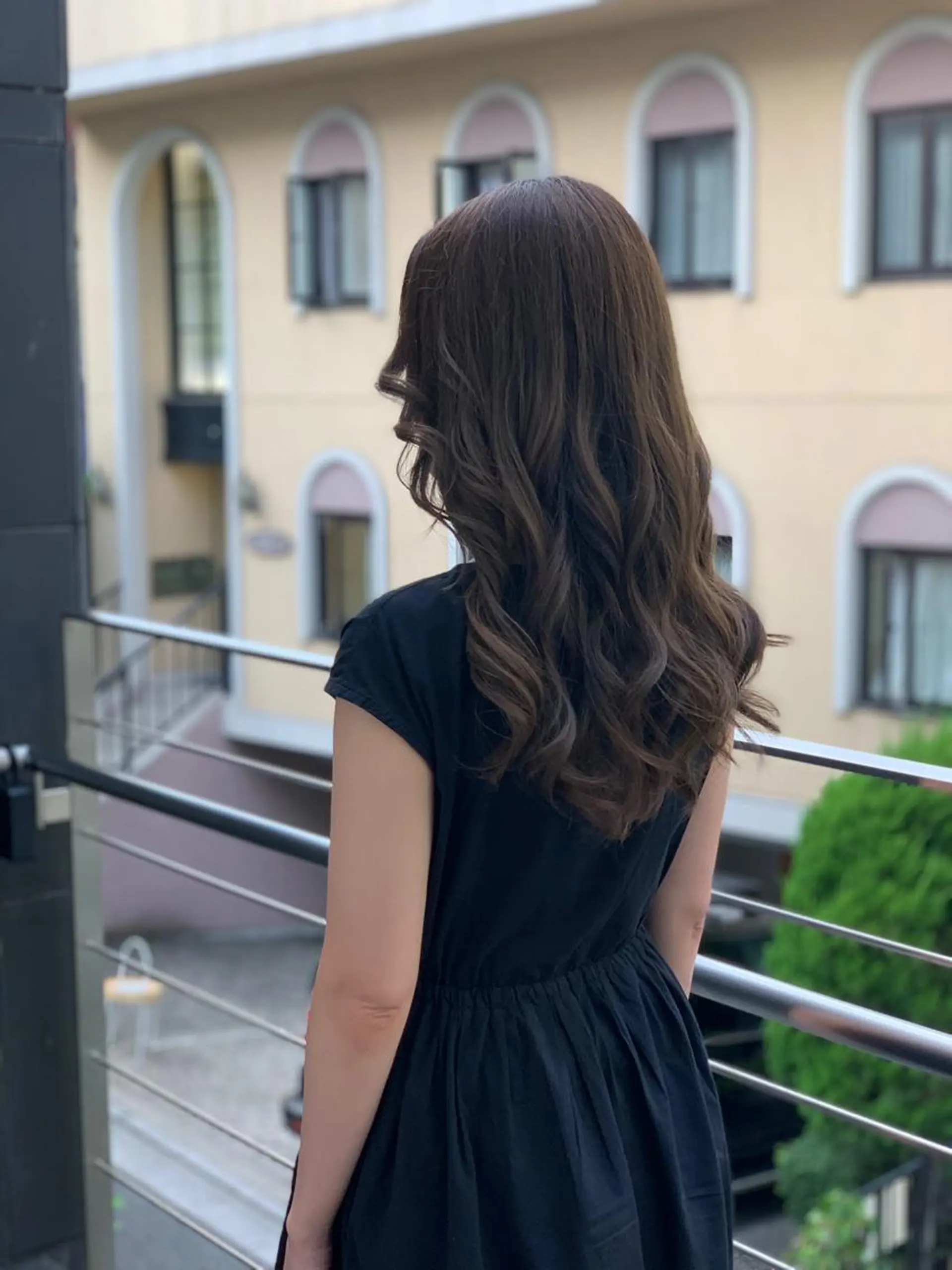 ロング カラー ブリーチ カシス グレージュ ブリーチなしカラー BRAIDS💎愛子 大人ハイライト💎のヘアスタイル