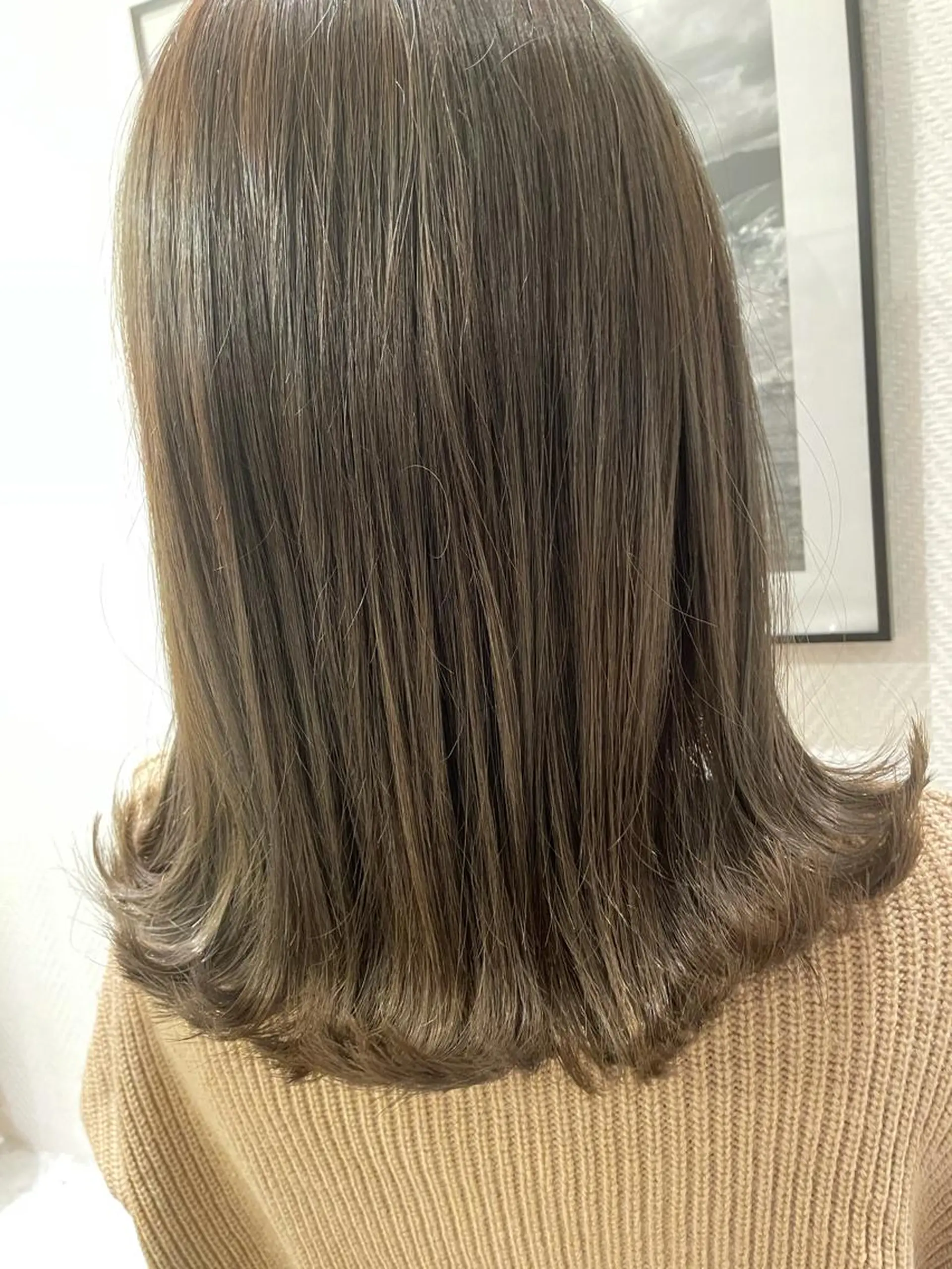 セミロング カラー ベージュカラー ミルクティーベージュ 🍓 JURiA 🍓のヘアスタイル