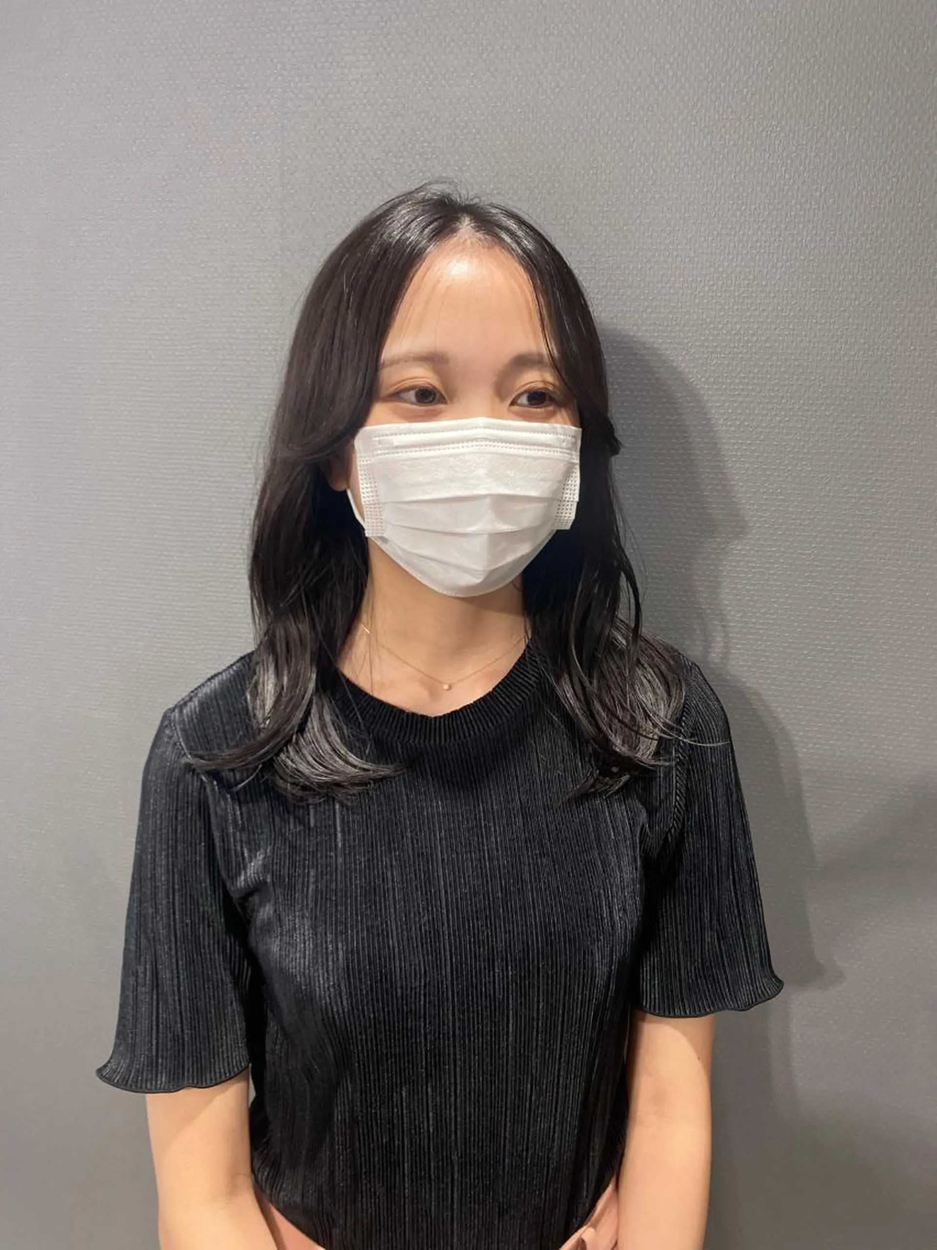 セミロング カラー グレージュ HINANO🌷 髪質改善サロンの眉毛・アイブロウイメージ