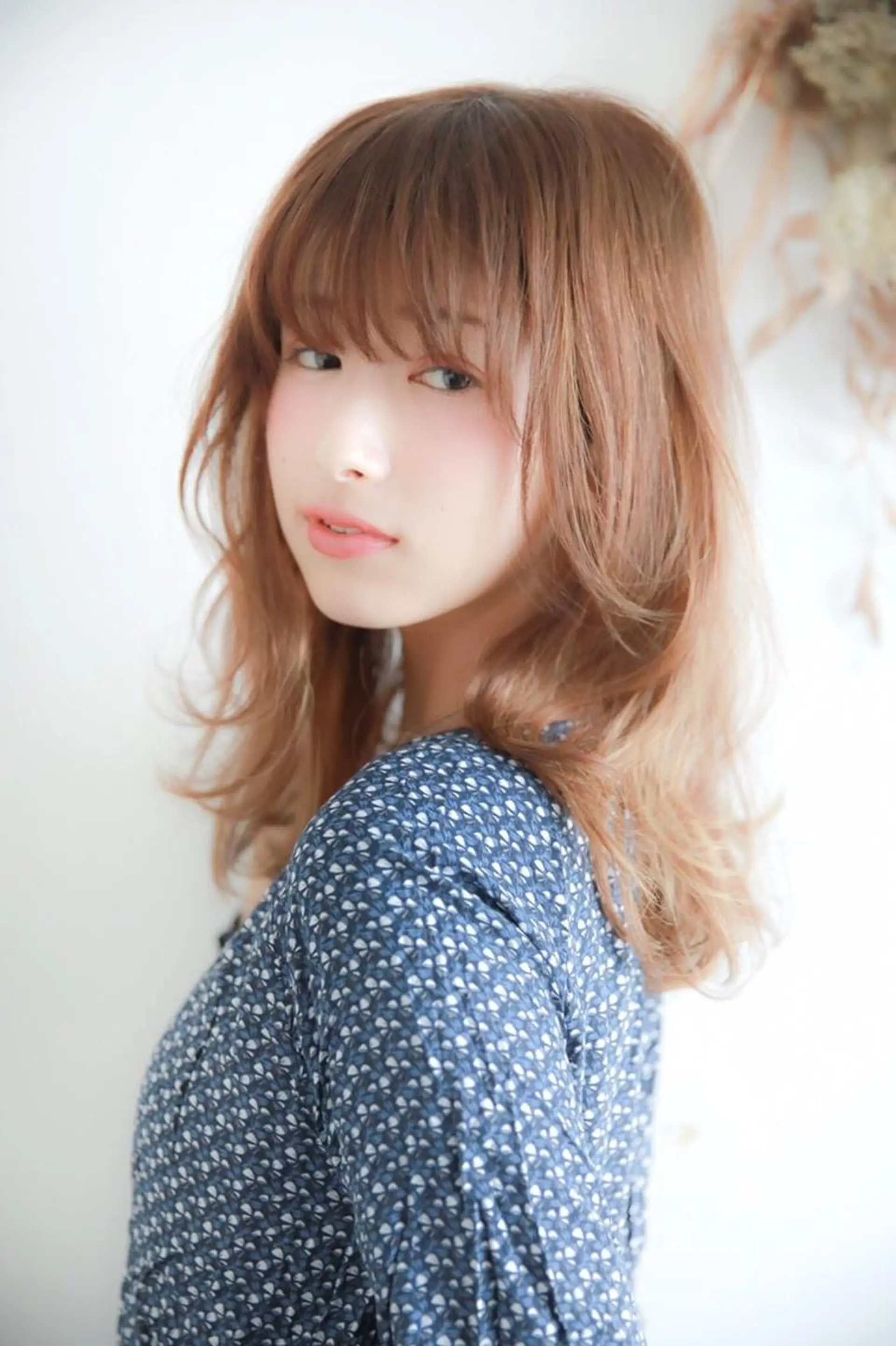 ミディアム カラー マツエク・マツパ 横浜Bob美容師🤎 ERINAのヘアスタイル