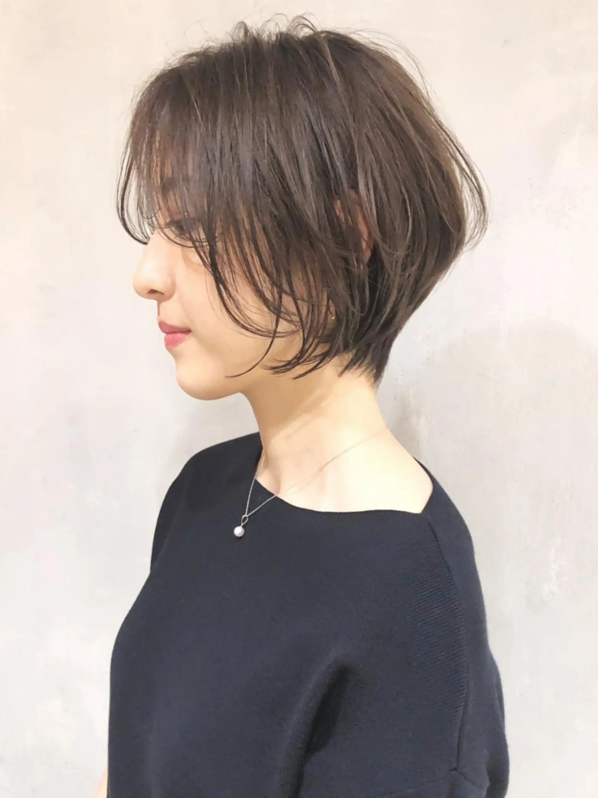 ショート カラー パーマ ヘアアレンジ アッシュ ショートヘア ニュアンスパーマ ITbyALBUM 中野店のヘアスタイル