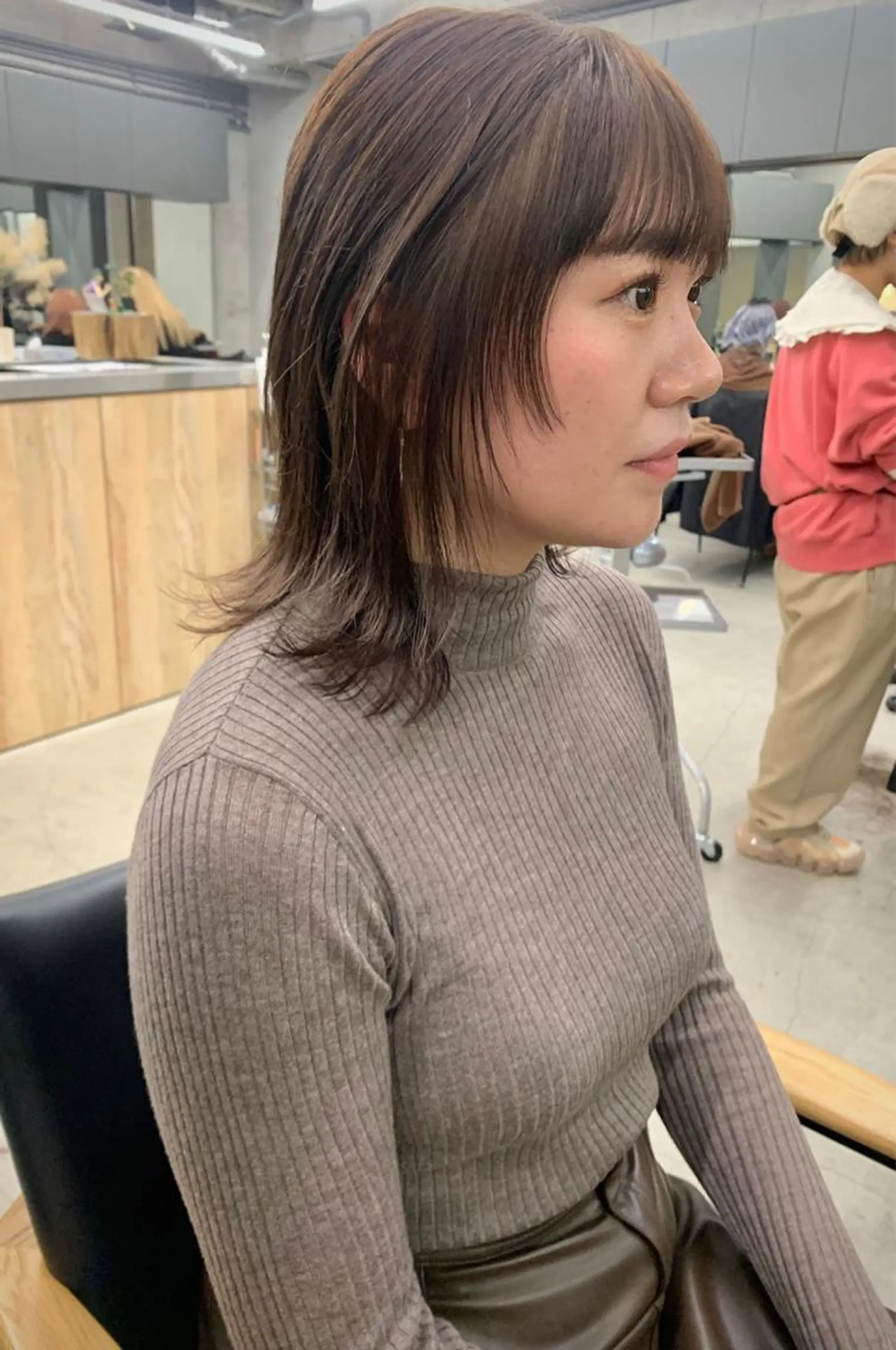 ミディアム カラー 似合わせカットカラー 👩MINAのヘアスタイル