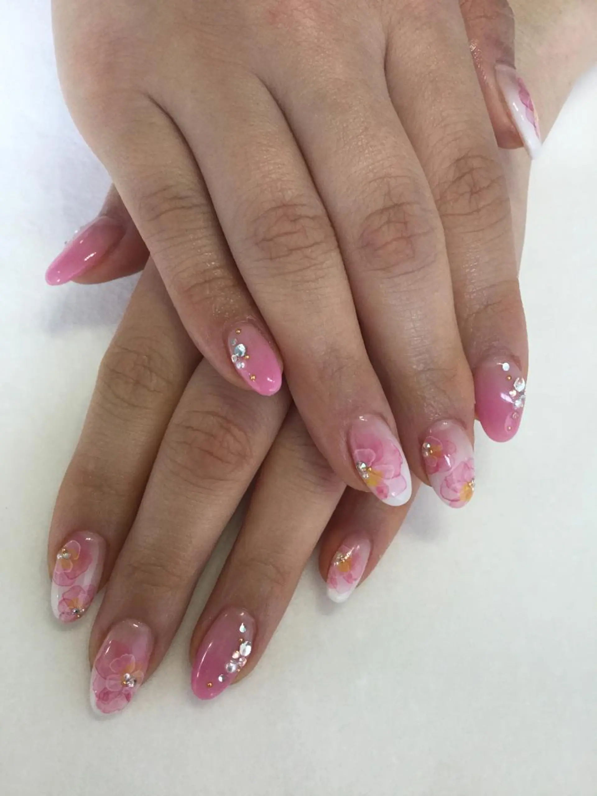 ネイル ハンドネイル 💎🐰 saki. m 🐰💎のネイルデザイン