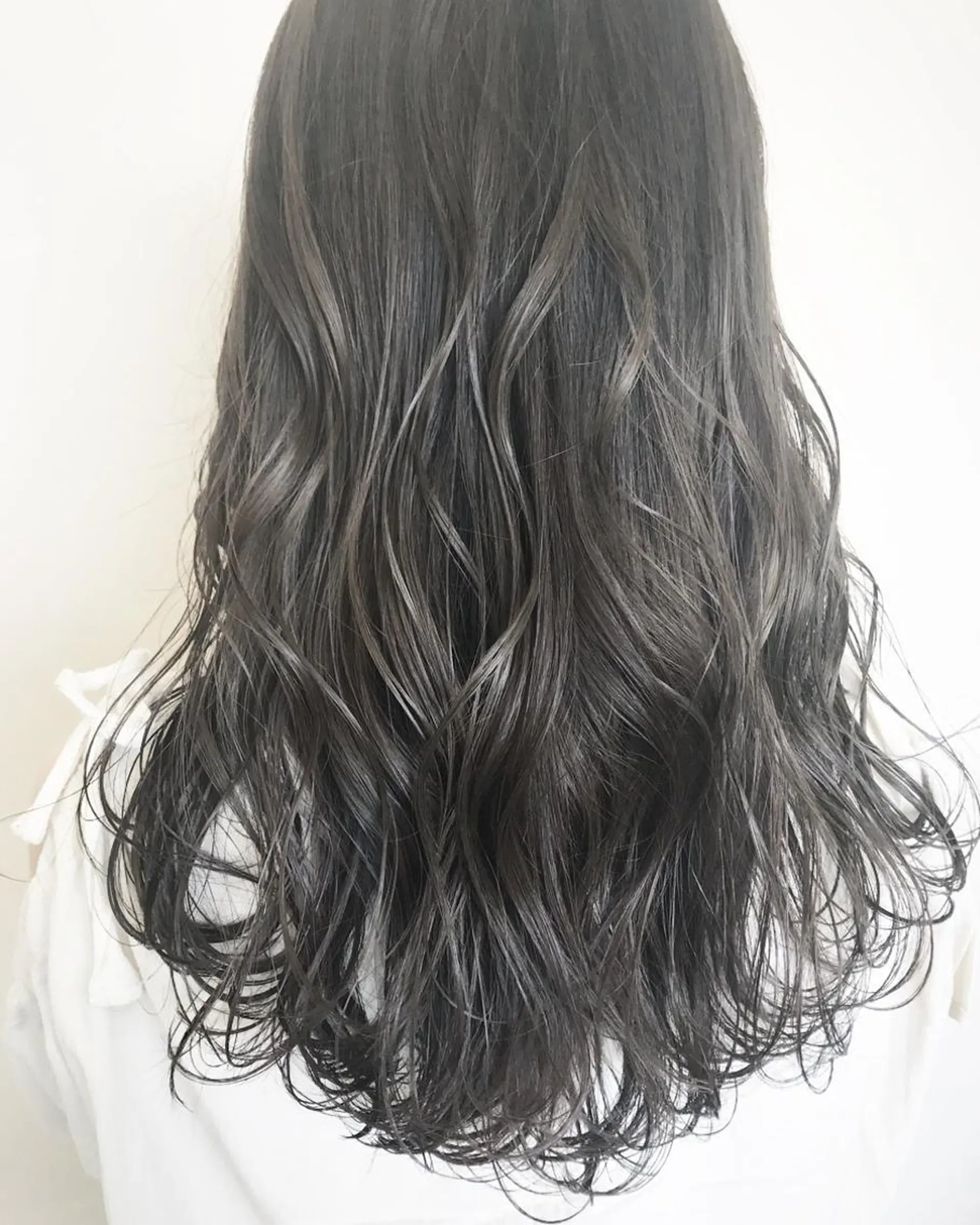 セミロング カラー ハイライトカラー ハイライト 髪質改善サロン 心斎橋ARCHEのヘアスタイル