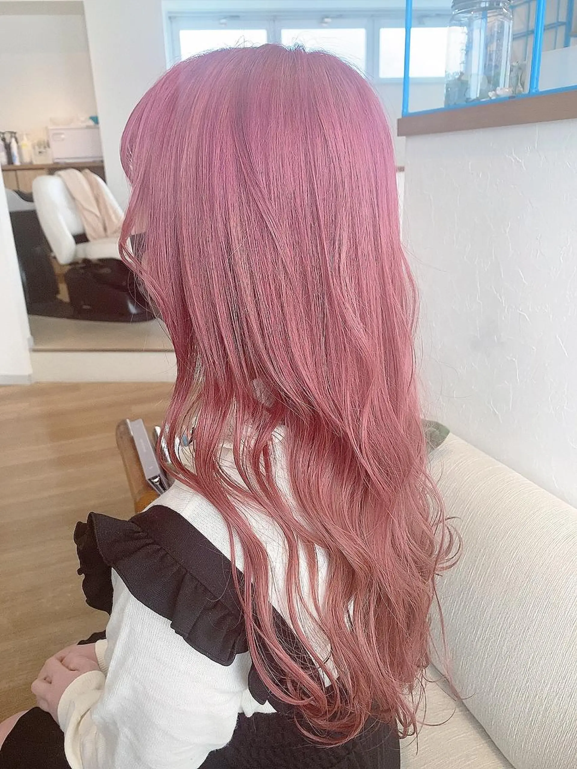 ロング カラー Ate by little所属・青木 梢のヘアスタイル