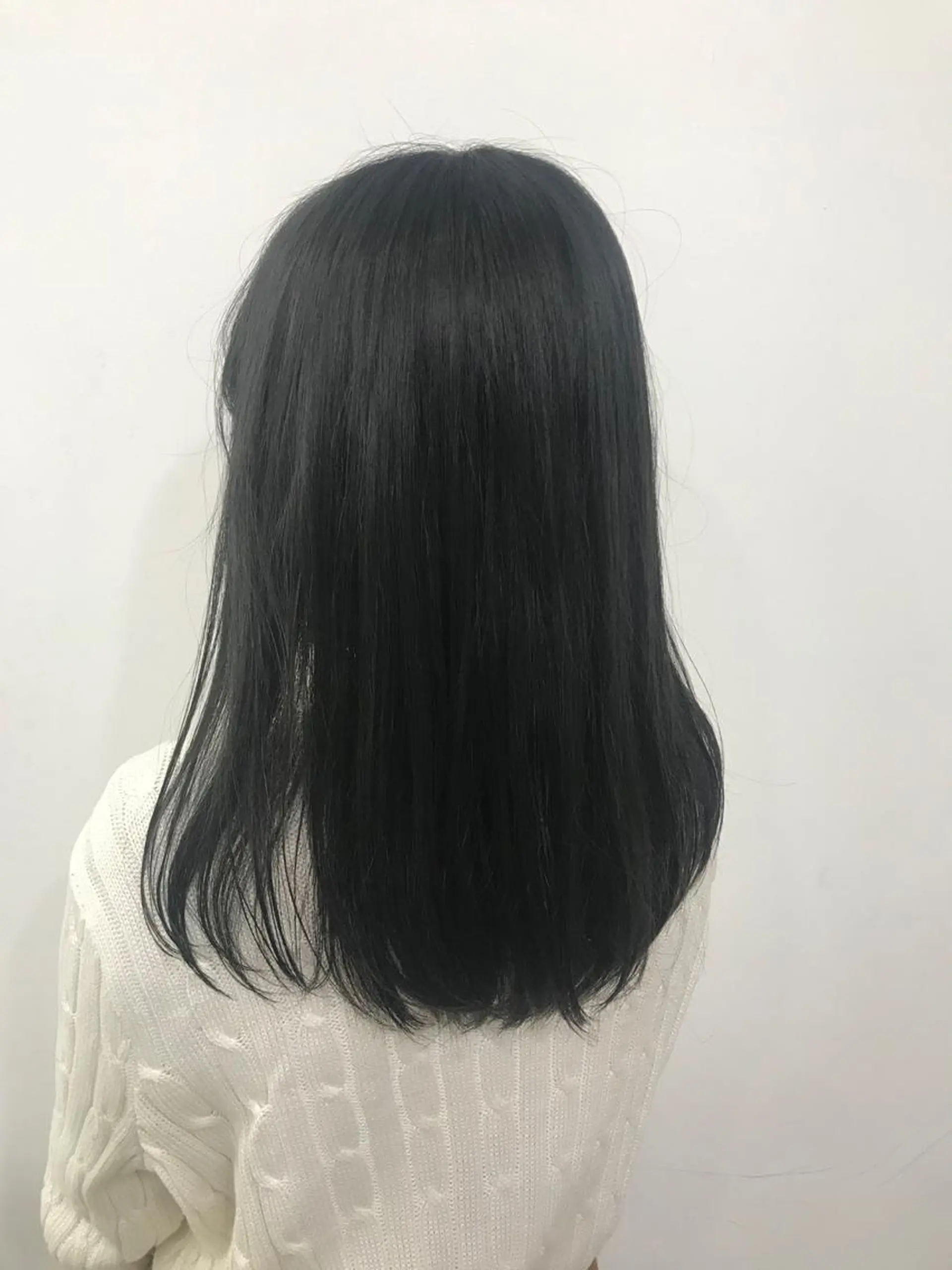 セミロング カラー 黒髪 ブルーカラー ブルーブラック 透明感カラー 相武台ショート特化 💐川崎希💐のヘアスタイル