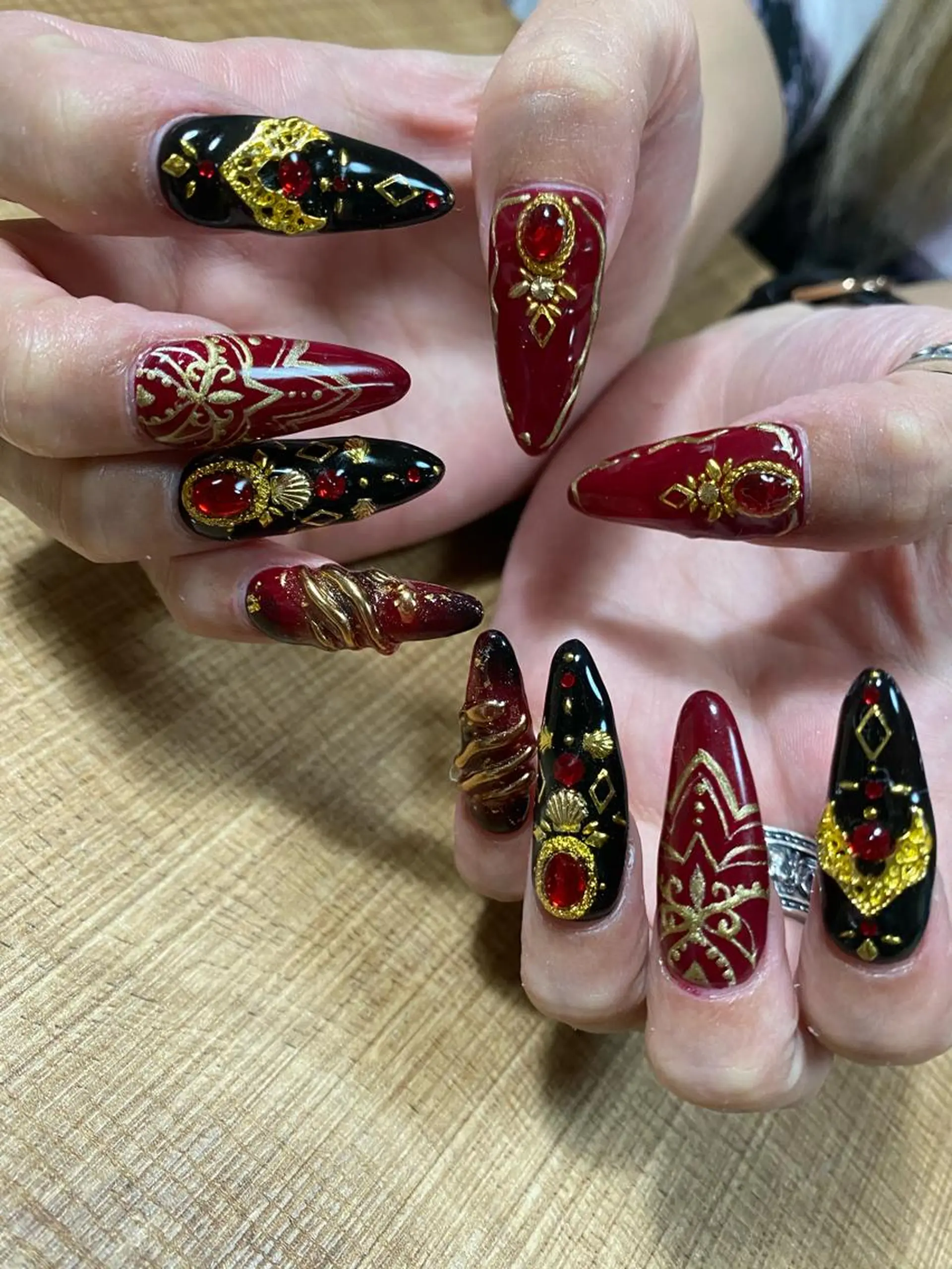 ネイル ハンドネイル ハンドケア 安藤 Charlotteのネイルデザイン