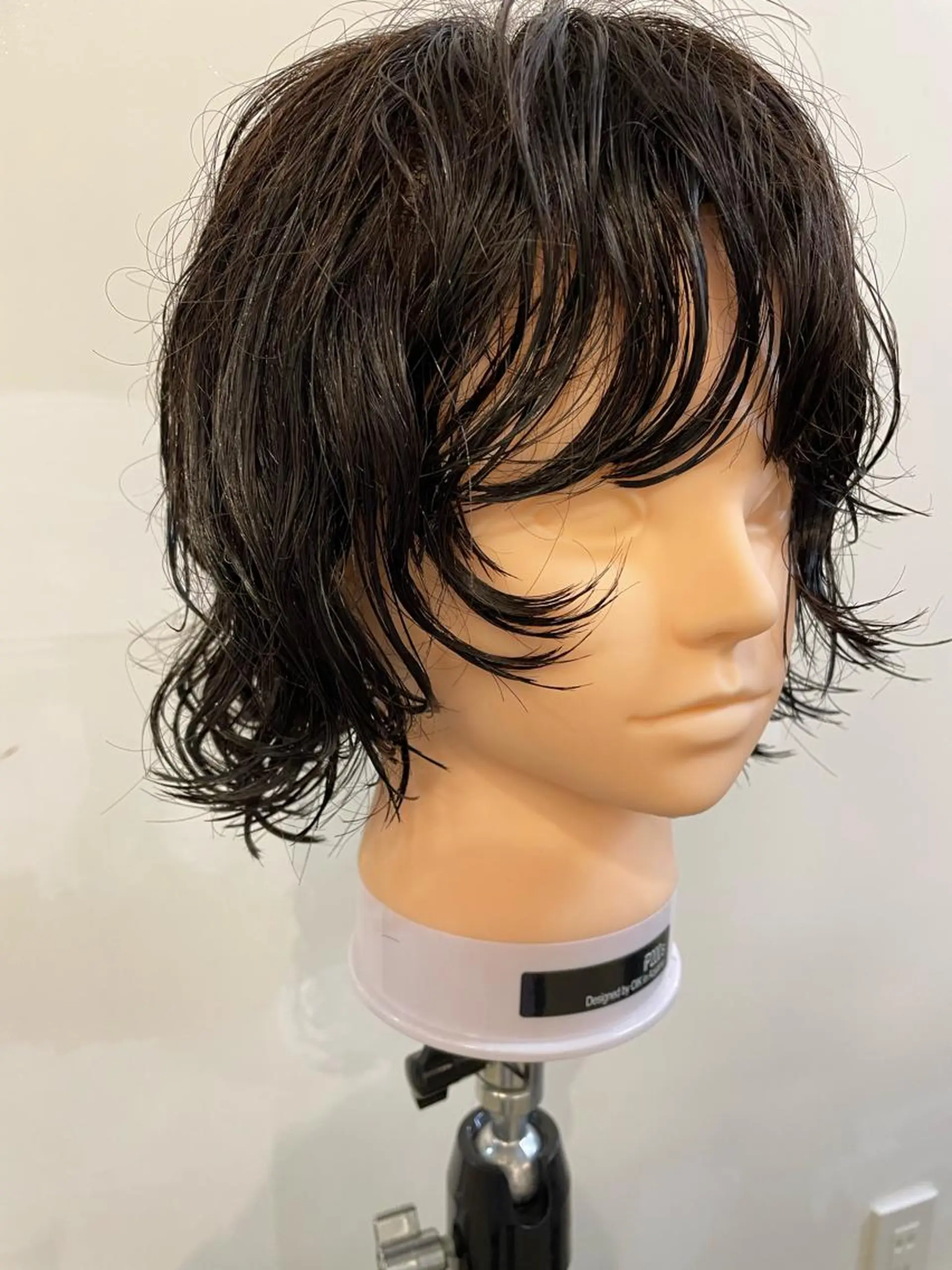 ショート オリーブカラー 長谷川のヘアスタイル