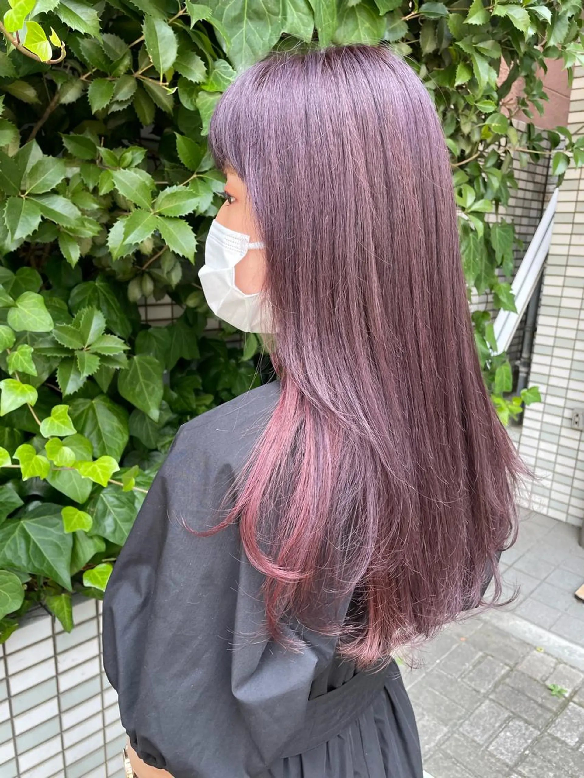セミロング パープルカラー ヘアカラー カワシマ セイカのヘアスタイル