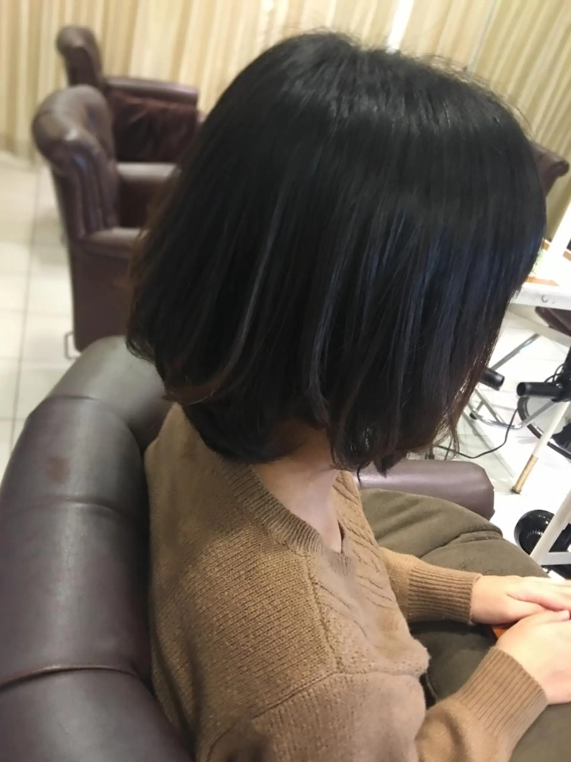 ミディアム ボブ ブリーチカラー🌈 嘉名 真樹のヘアスタイル