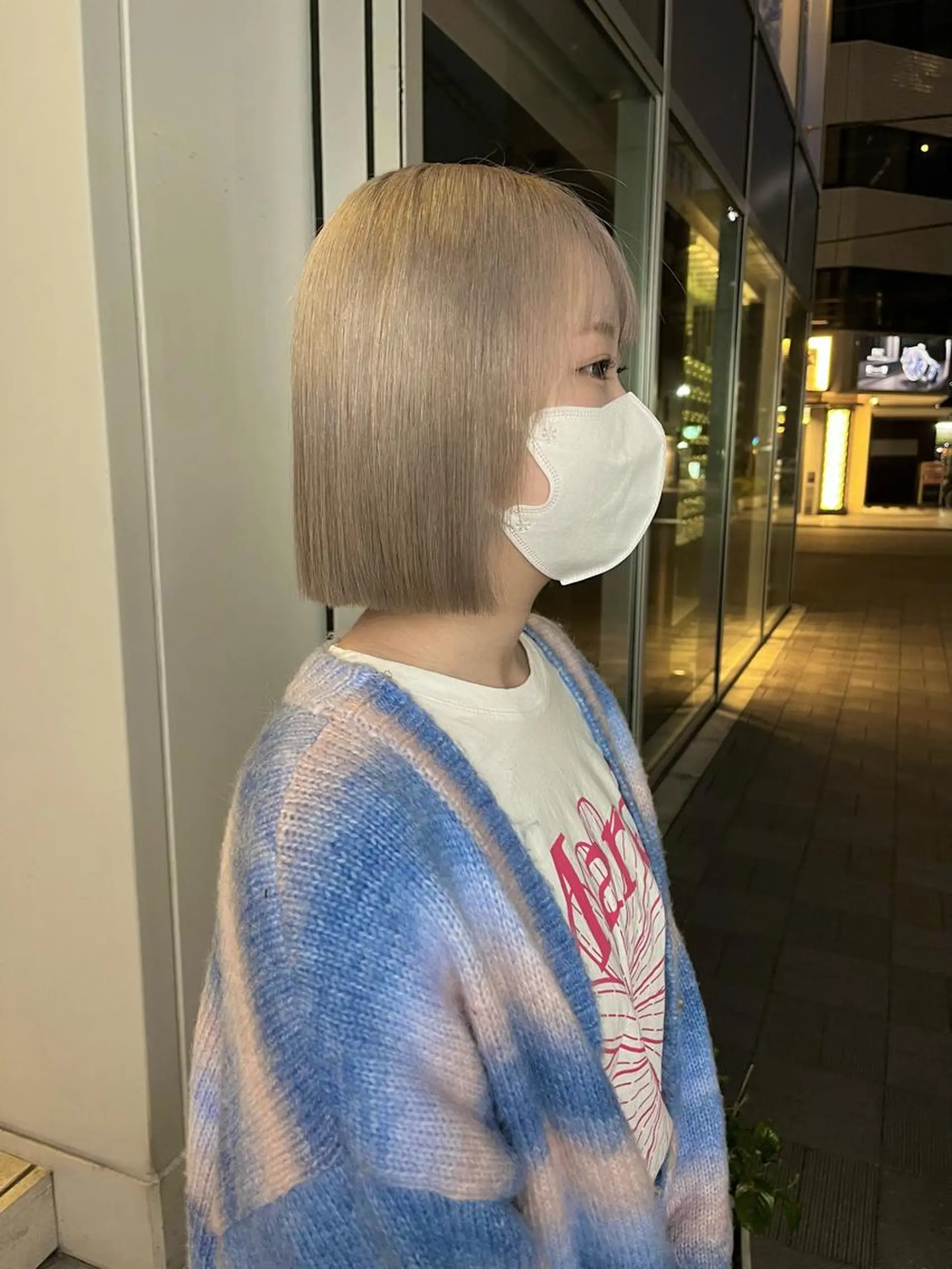 ミディアム カラー ベージュカラー ブロンド ブロンドベージュ ダブルカラー ハイトーンカラー ヘアカラー トリートメント 桃果 momokaのヘアスタイル