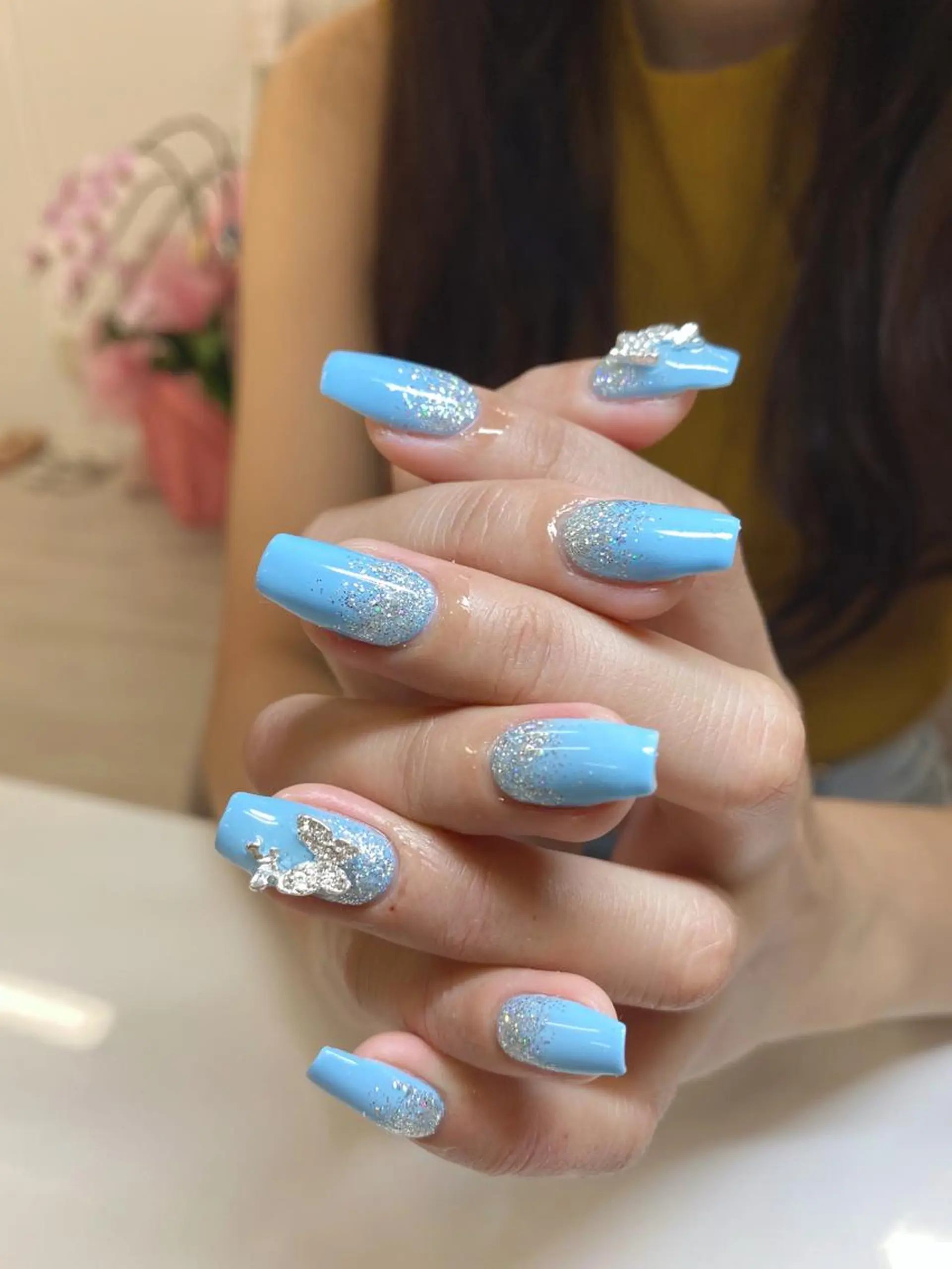 ネイル 長さ出し フットネイル フレンチネイル ジェルネイル ガラスフレンチ ハンドネイル salon  Lilou所属・salon Lilouのネイルデザイン