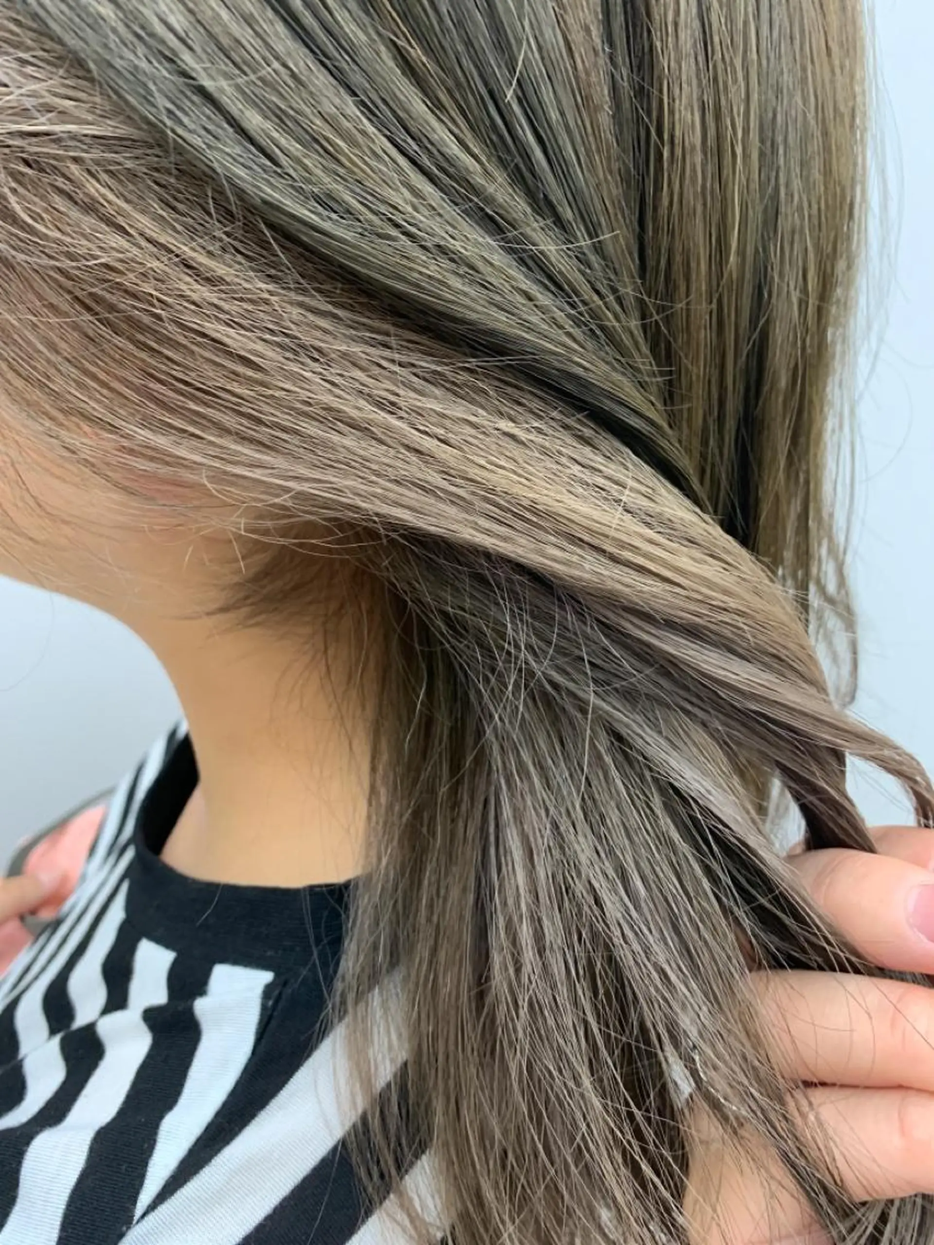 ミディアム カラー グレージュ ミルクティーグレージュ 髪質改善×大人可愛い 艶髪🫧ダイトのヘアスタイル