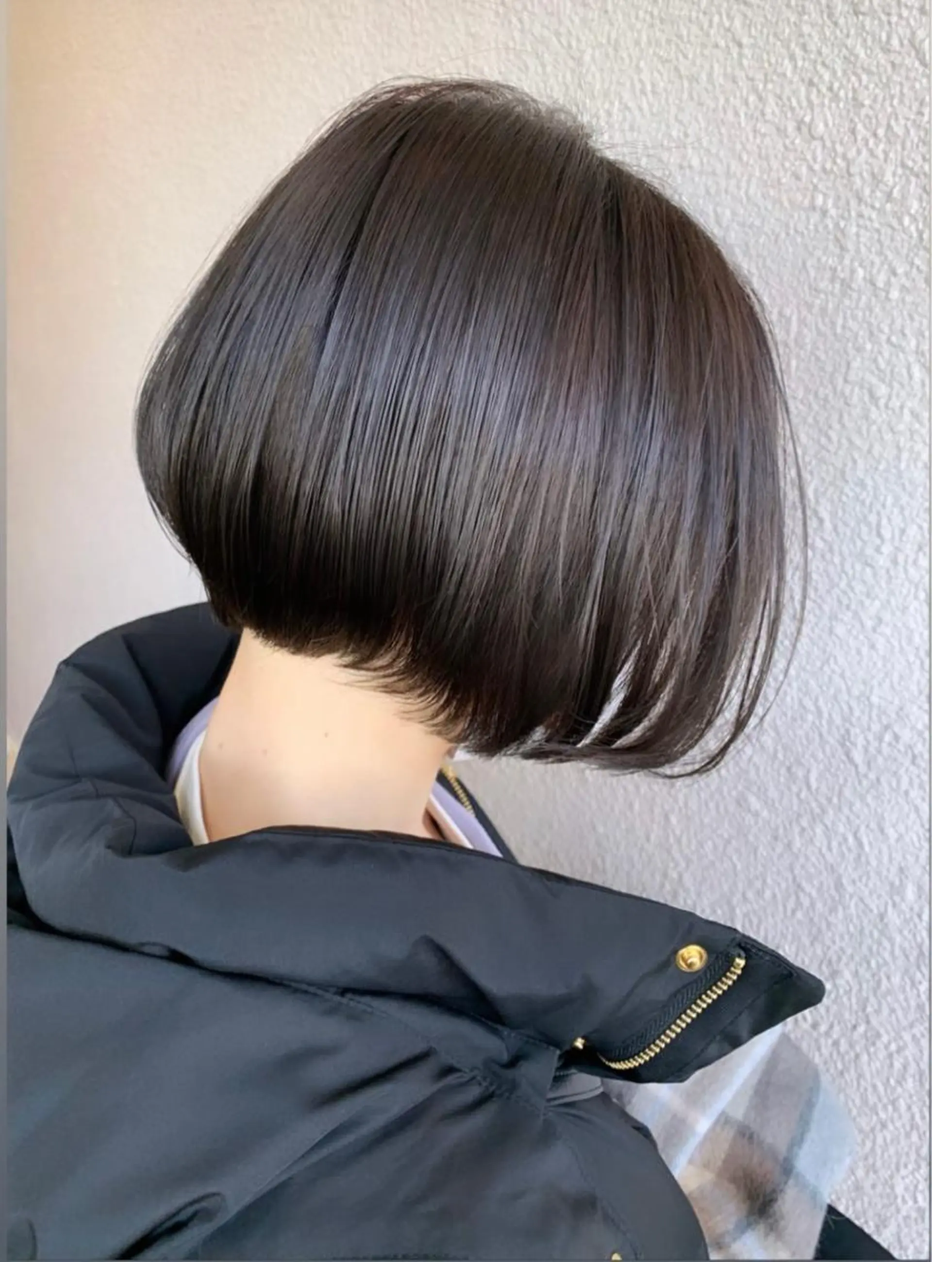 ショート ボブ 【ioe岡本】🐶 向井歩のヘアスタイル