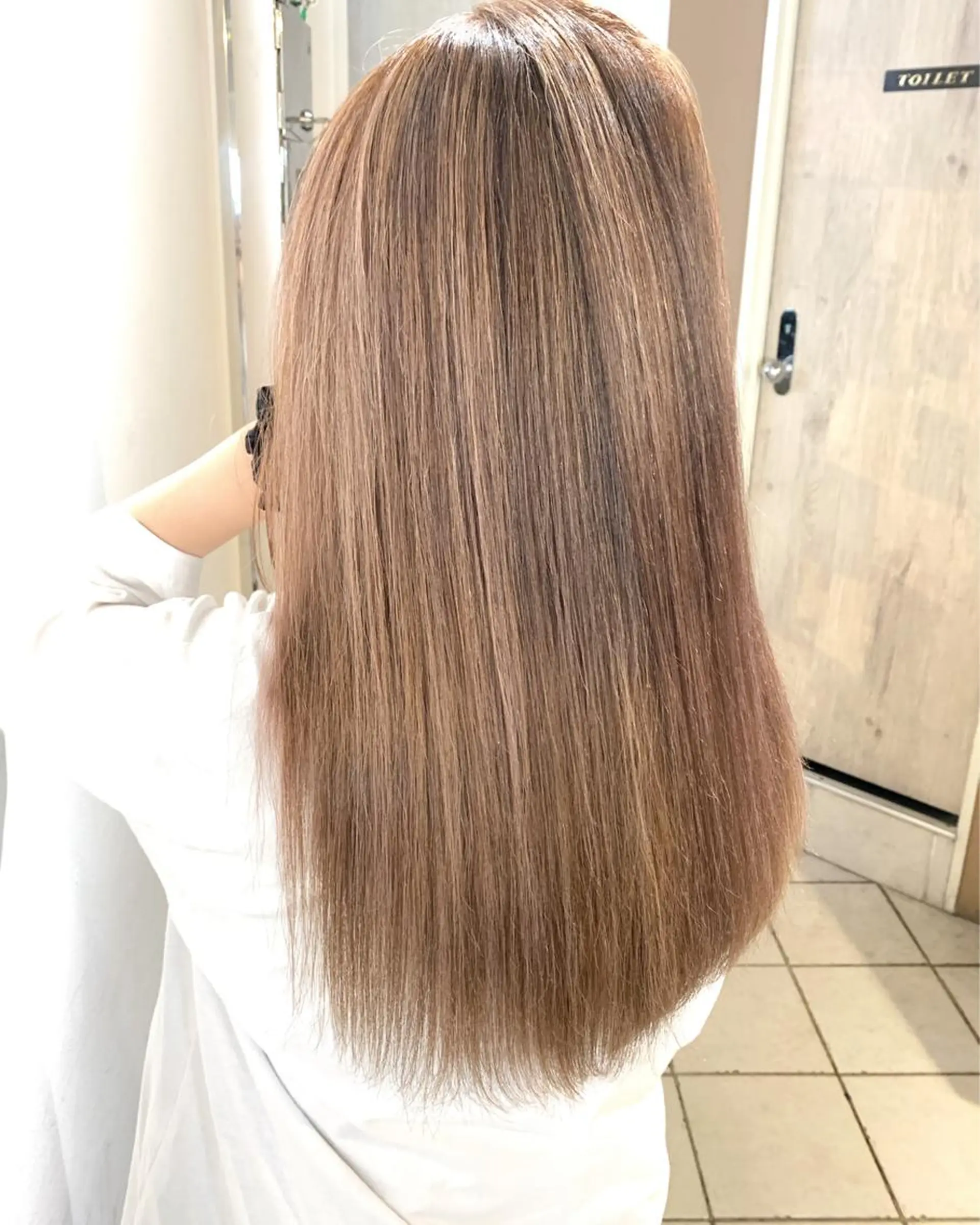 ロング カラー パーマ ヘアアレンジ メンズ キッズ ネイル マツエク・マツパ 酸性ストレート 髪質改善大槻勇樹のヘアスタイル