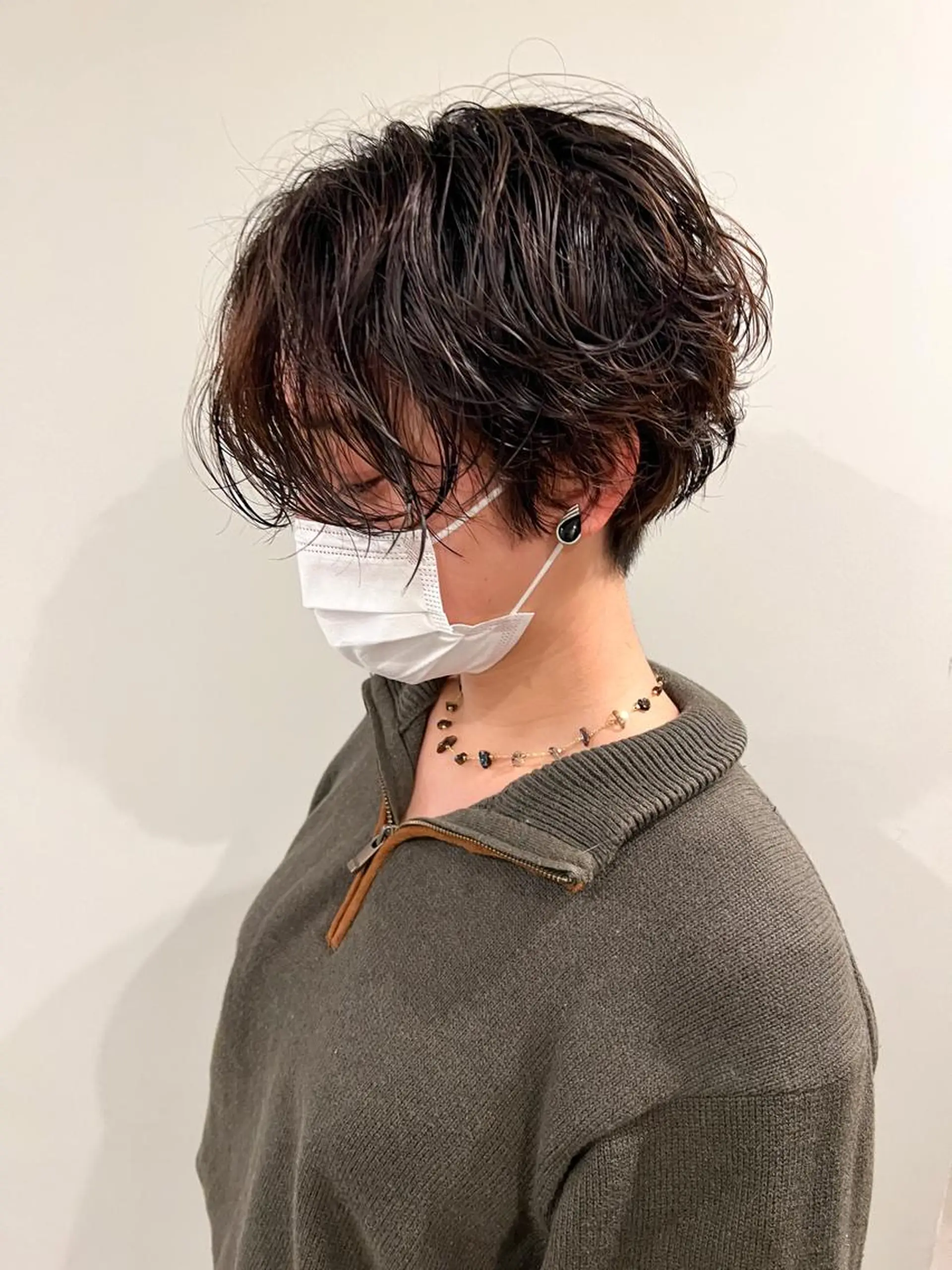 ショート パーマ ミディアムパーマ /癖毛パーマのヘアスタイル