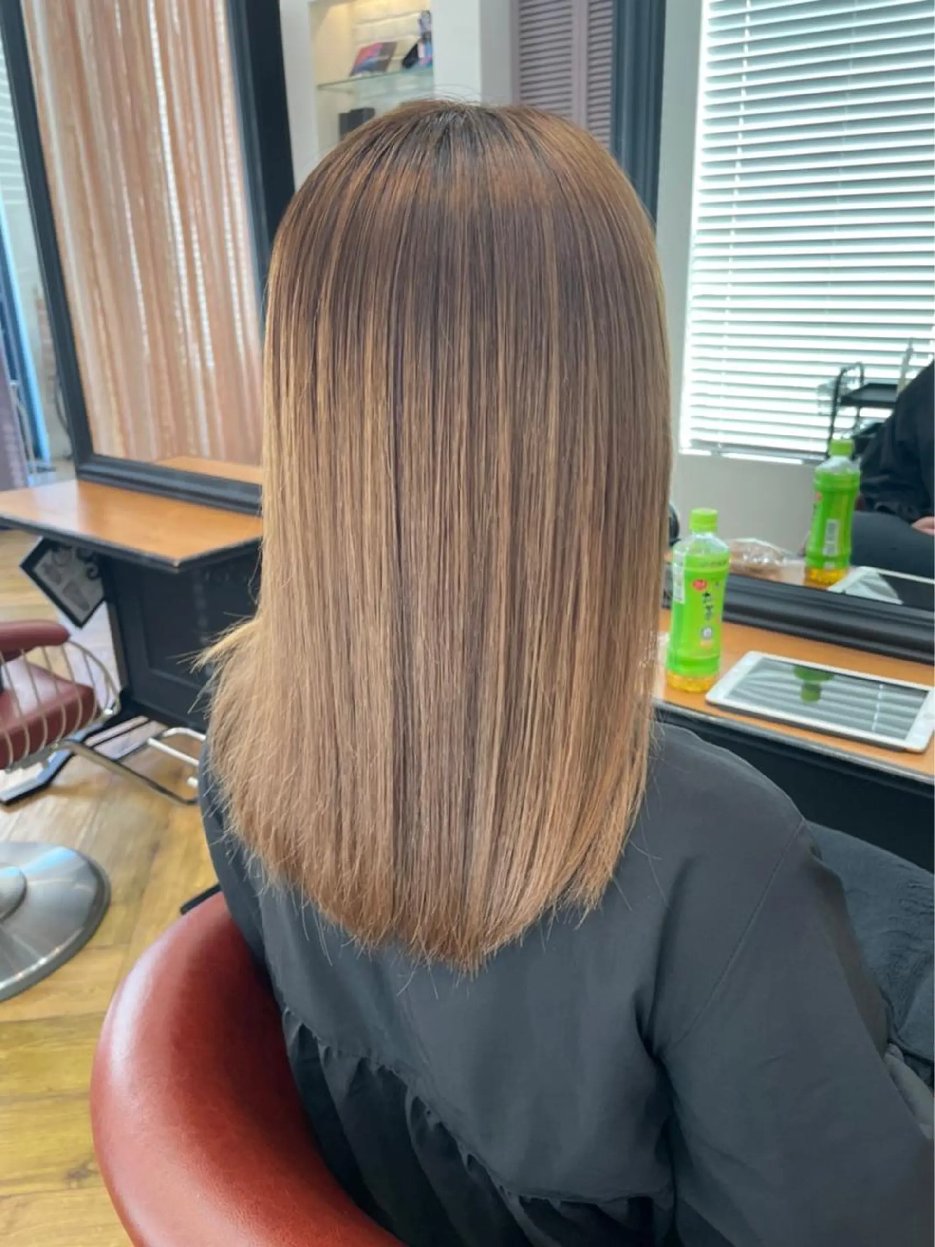 ミディアム 縮毛矯正 Amelia荒川沖所属・小菅 沙織のマツエク・マツパデザイン