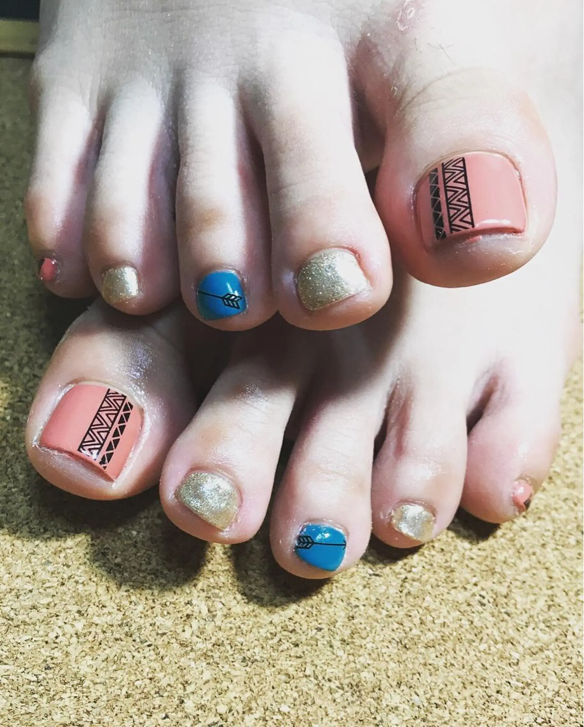 ネイル マルサンカクシカク所属・○△□ 守口市のネイルデザイン