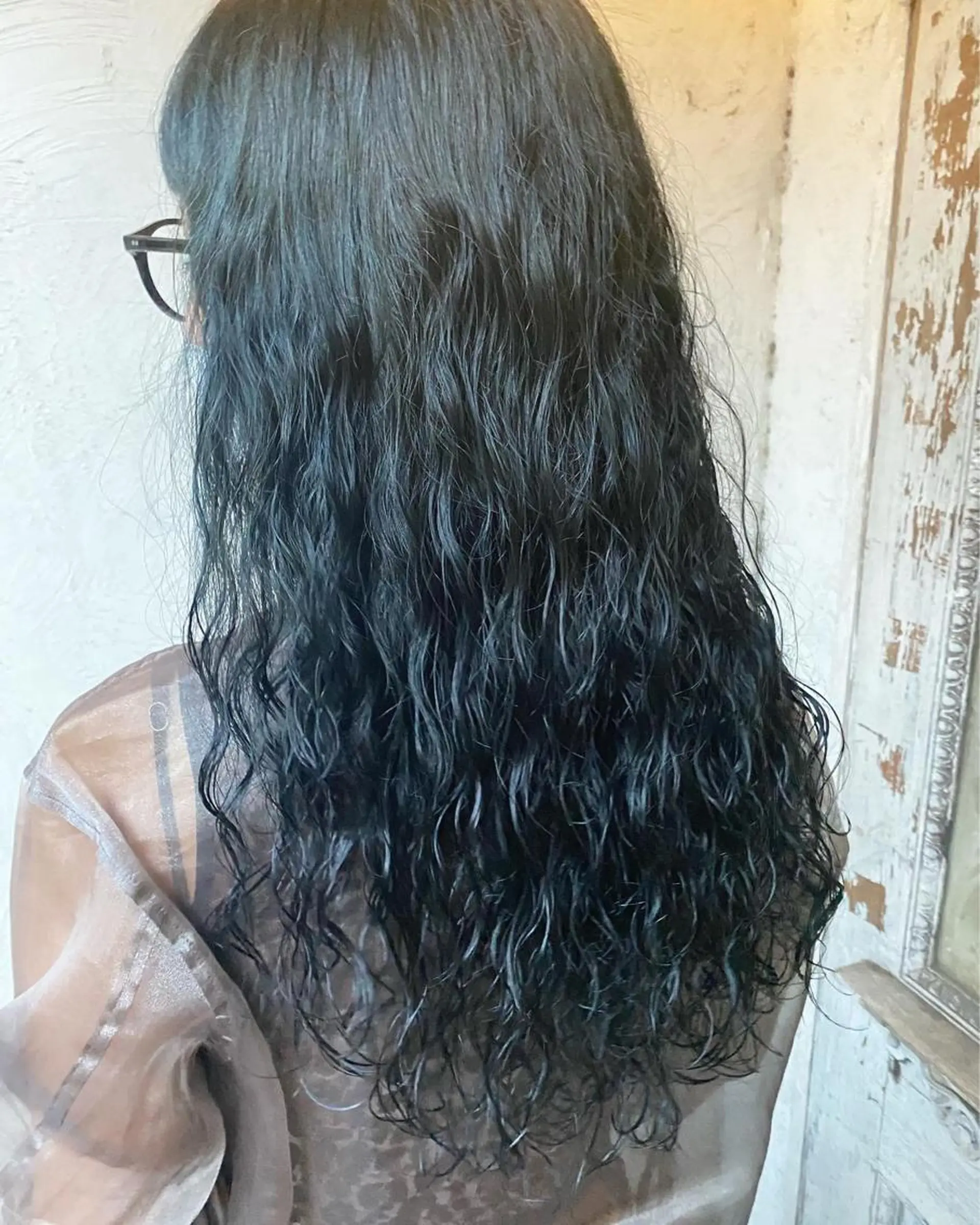 セミロング カラー パーマ お任せヘア☘️☘️ 及川渚のヘアスタイル