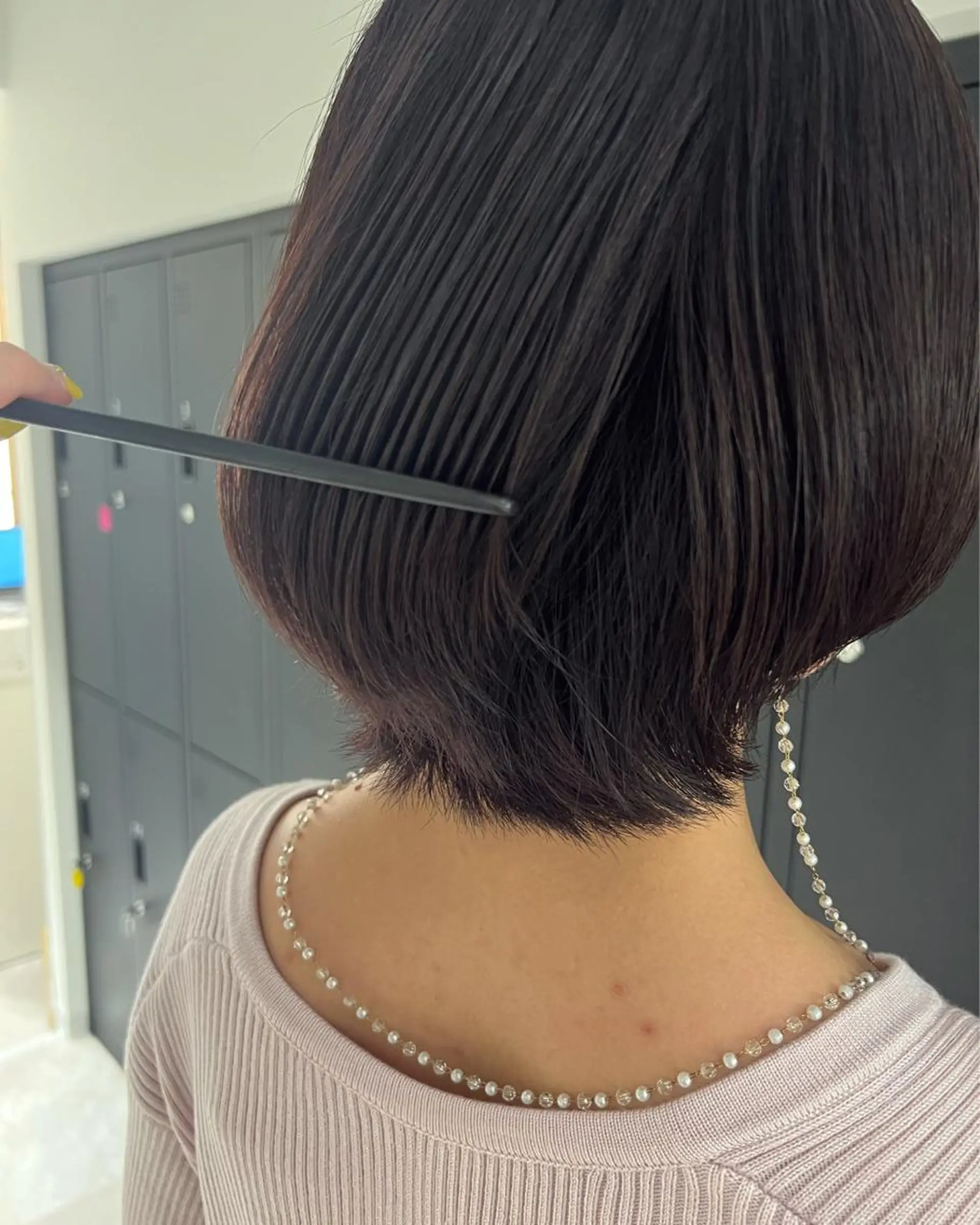 ショート カラー ヘアアレンジ ラベンダーカラー ラベンダーグレー 暗髪カラー🫐パーマ おくだりんかのヘアスタイル