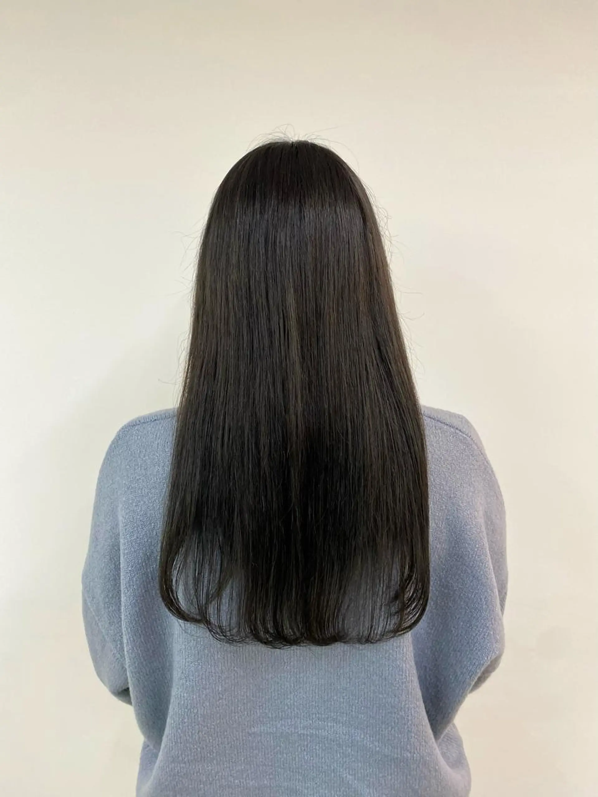 ロング カラー 黒髪 ブルーカラー ブルーブラック Aujuaソムリエ 🎨‎♡HARUのヘアスタイル