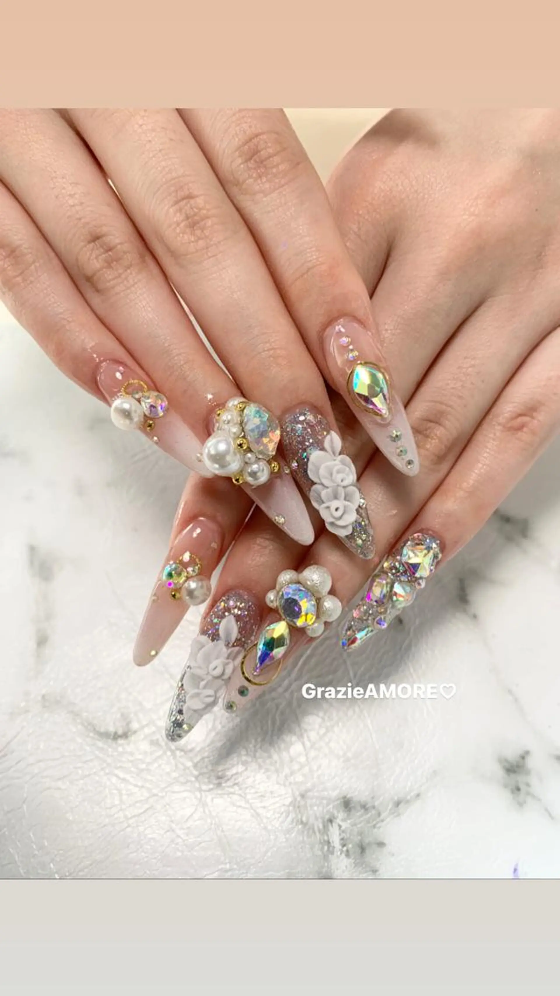 ネイル Grazie AMOREのネイルデザイン