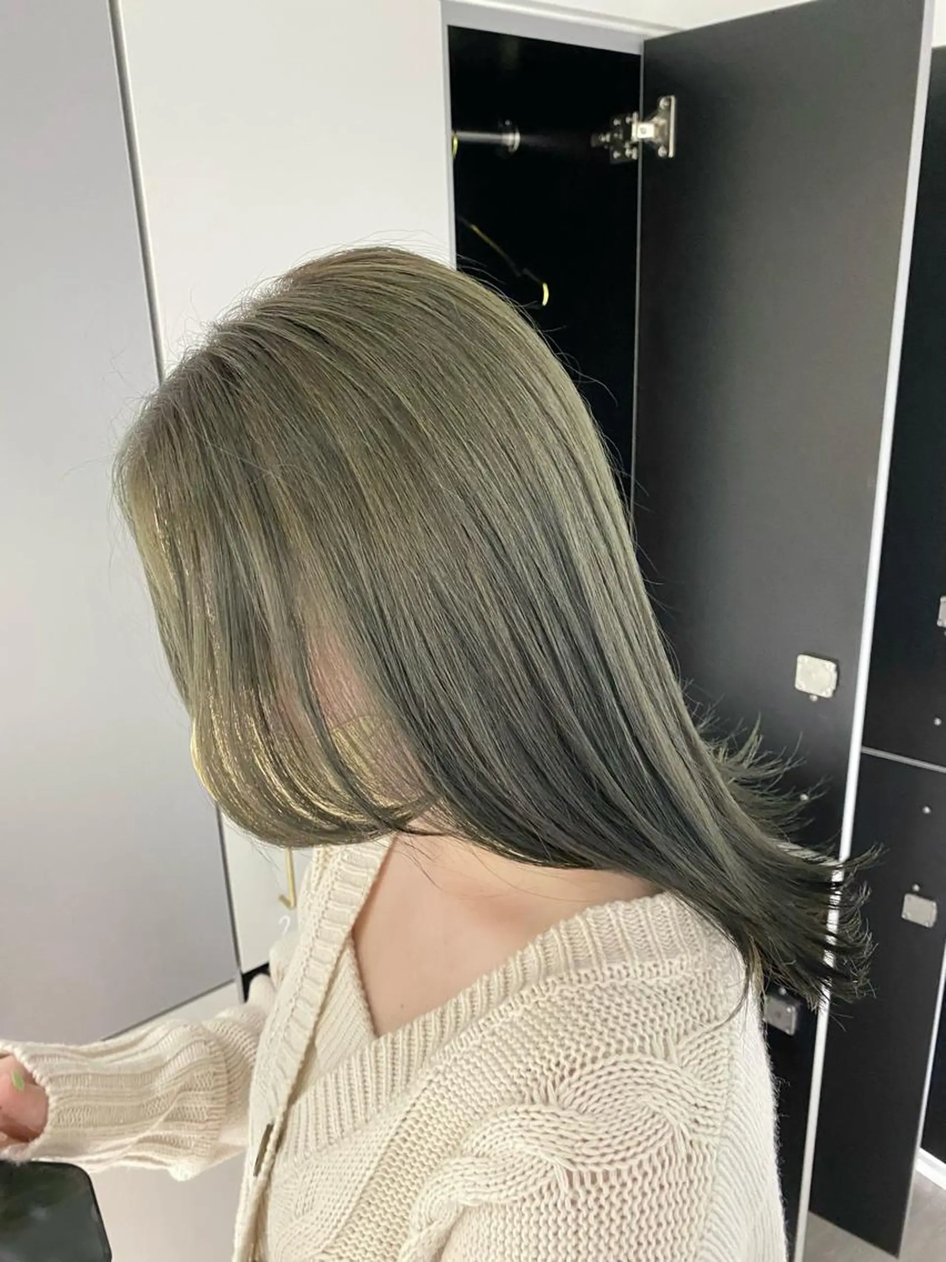 セミロング カラー ヘアカラー トリートメント 【SIUN】健太郎 髪質改善/透明感のヘアスタイル