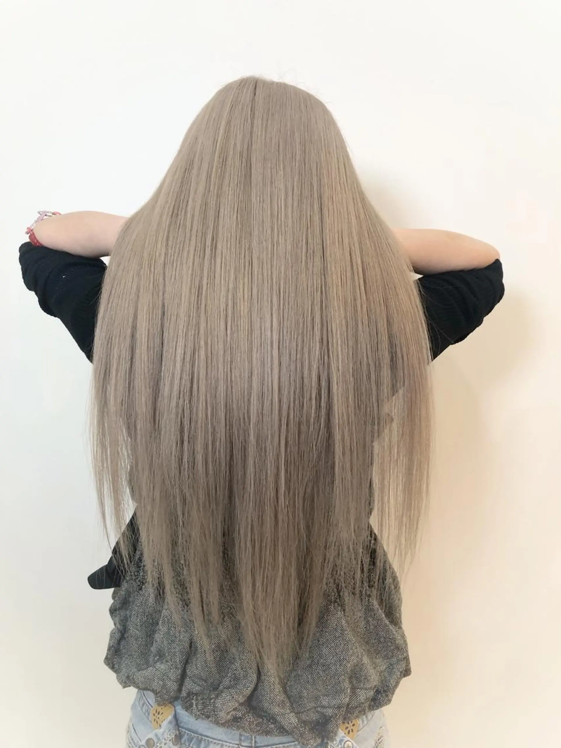 ロング カラー 加藤 利基のヘアスタイル