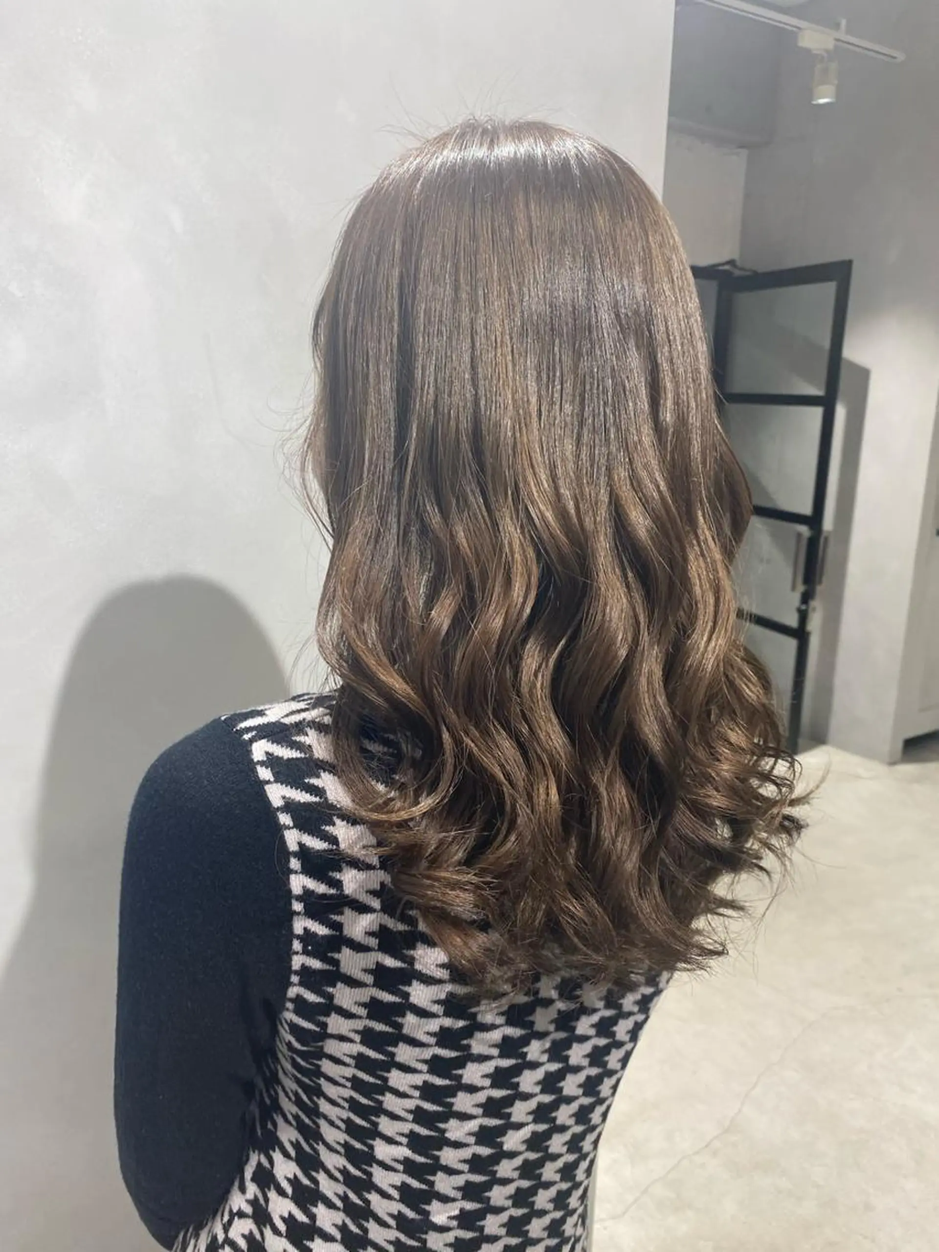 ミディアム カラー 髪質改善/縮毛矯正 レイヤー/松川匠のヘアスタイル