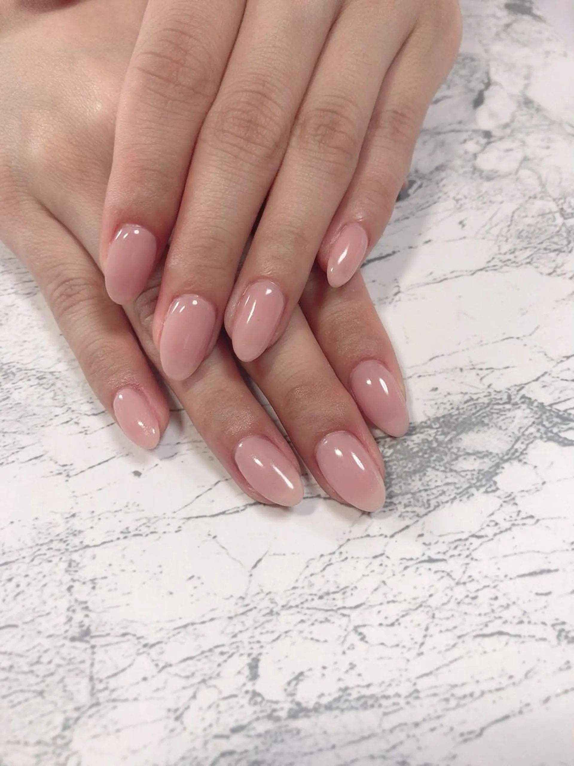 ネイル フットネイル ニュアンスネイル ワンカラーネイル シンプルネイル 春ネイル ハンドネイル ネイル フフラ所属・nail fufla ♡yamane♡のネイルデザイン