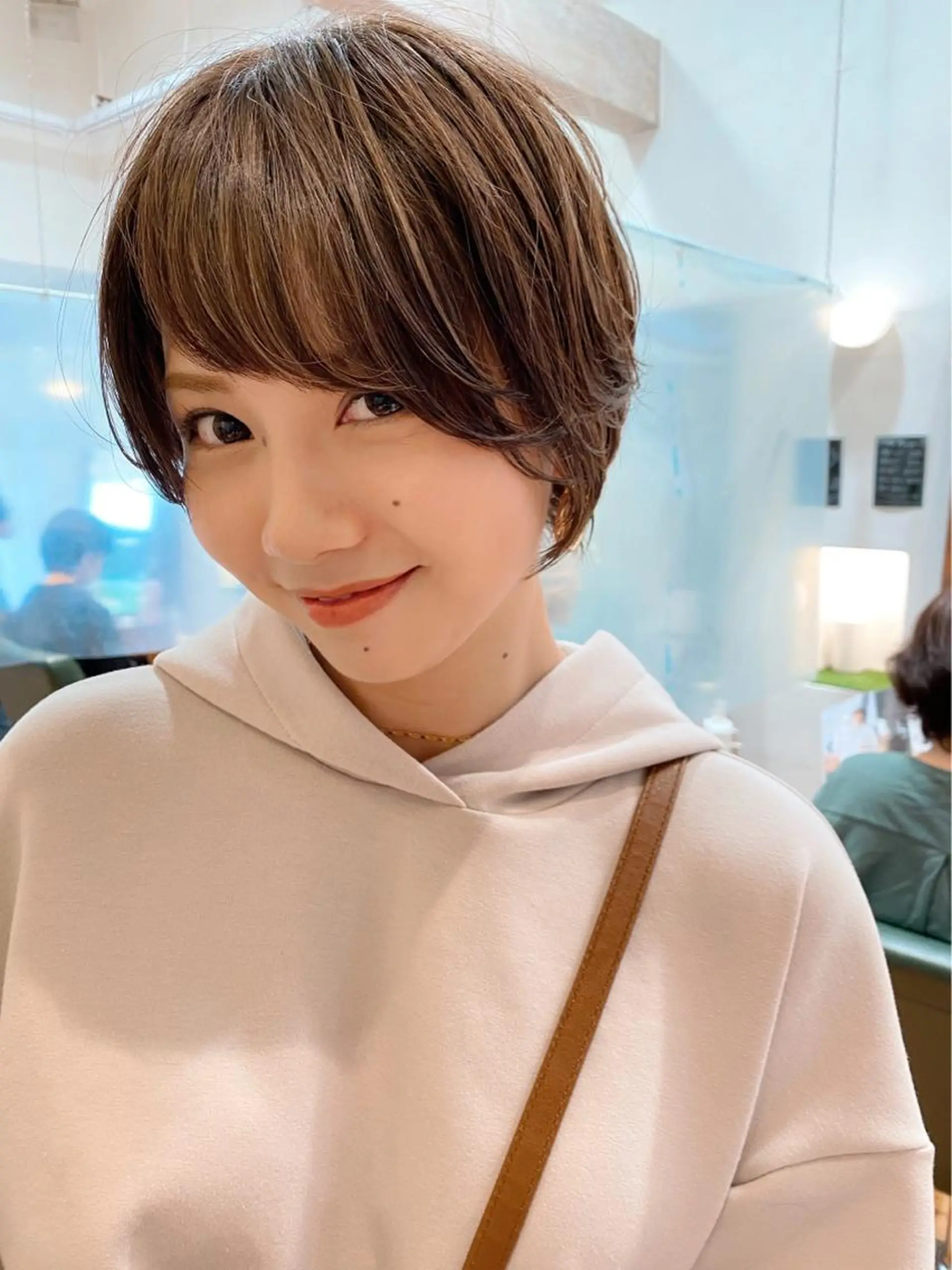 ショート カラー カット特化柏駅 徒歩3分LOUのヘアスタイル