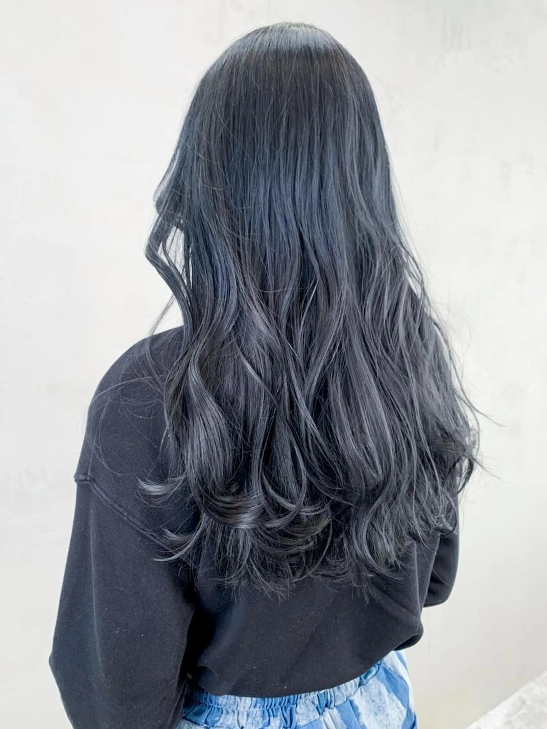 セミロング パーマ ヘアアレンジ カラー 黒髪 ブルーカラー ブルーブラック ITbyALBUM 中野店のヘアスタイル