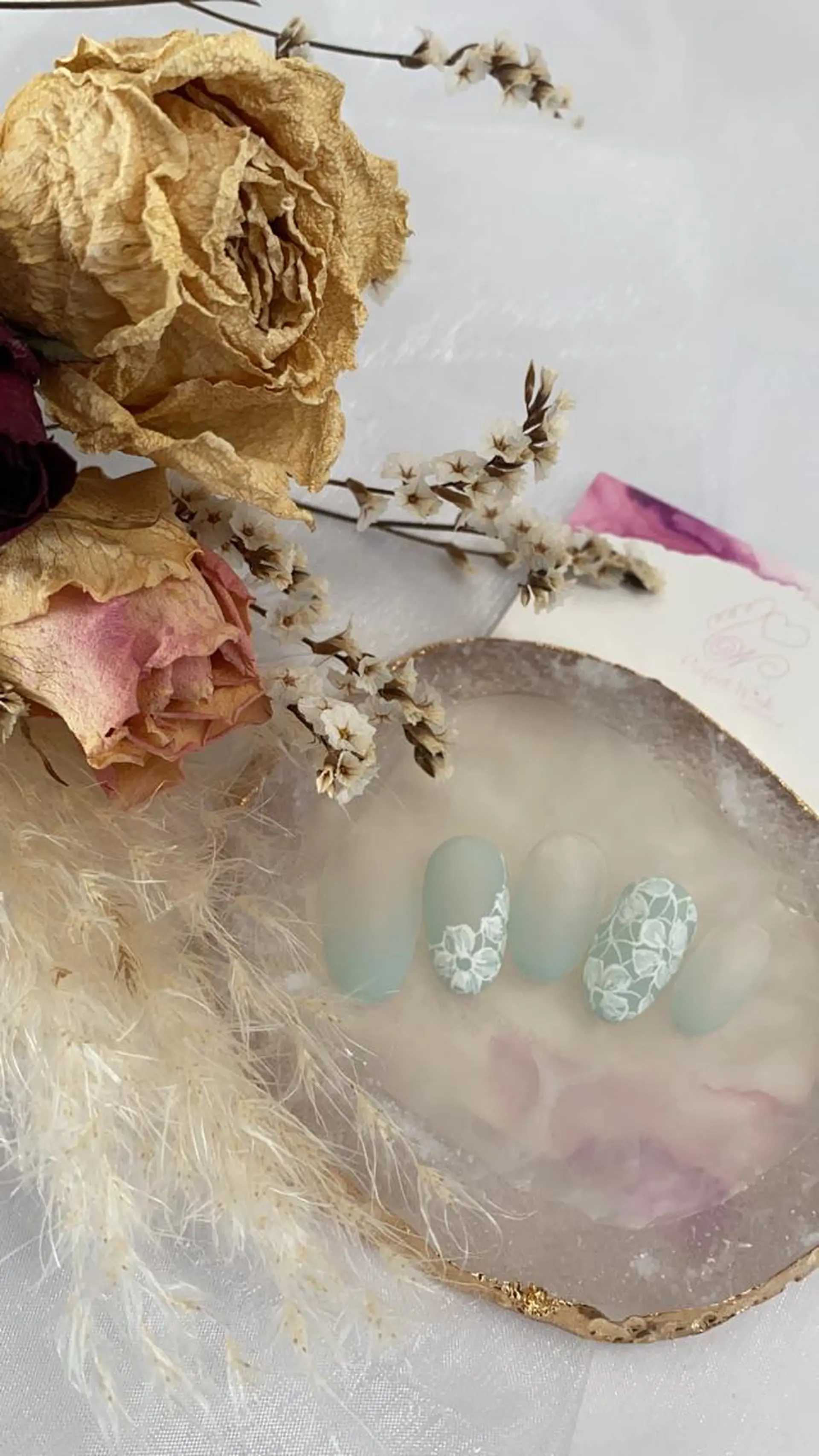 ネイル フラワーネイル グラデーション レース マットネイル ハンドネイル 💅Perfect Wink RUI🌈のネイルデザイン